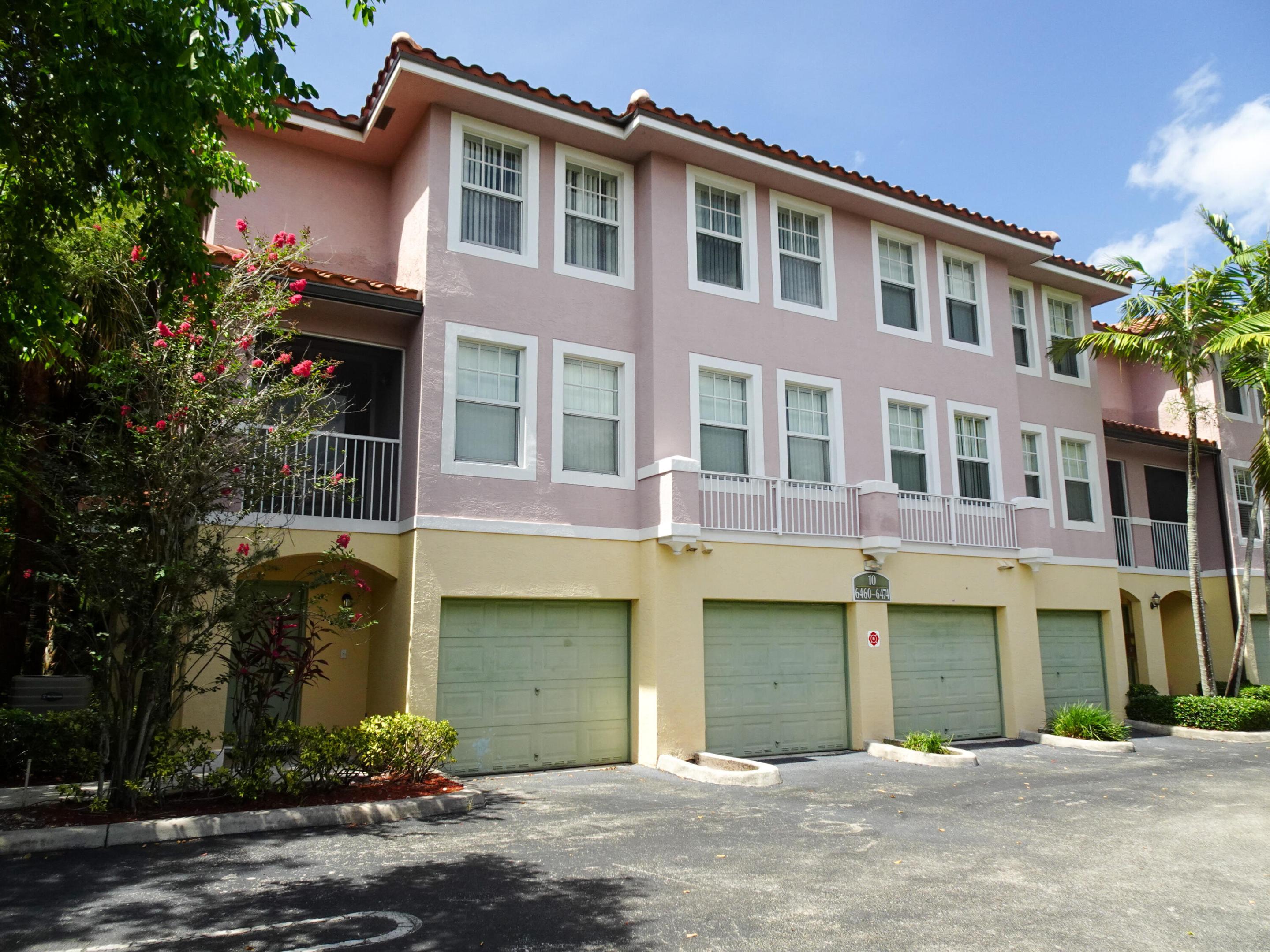 Welcome to Cypress Pointe in Turtle Run! Spacious 2-bed/ 2.5-bath tri-level townhome. Desirable corner unit on private street. First floor features 1-car garage with direct unit access. Main living area on second level with open-concept floor plan and screened patio. Utility room has w/d hook-up. Convenient half bath for guests. Third floor bedrooms with walk-in closets. Primary suite boasts separate tub and shower. Resort amenities and prime location near top-rated schools, shopping, dining, parks, and thoroughfares. A fantastic opportunity to enjoy low-maintenance living in one of Coral Springs' most sought-after communities.
