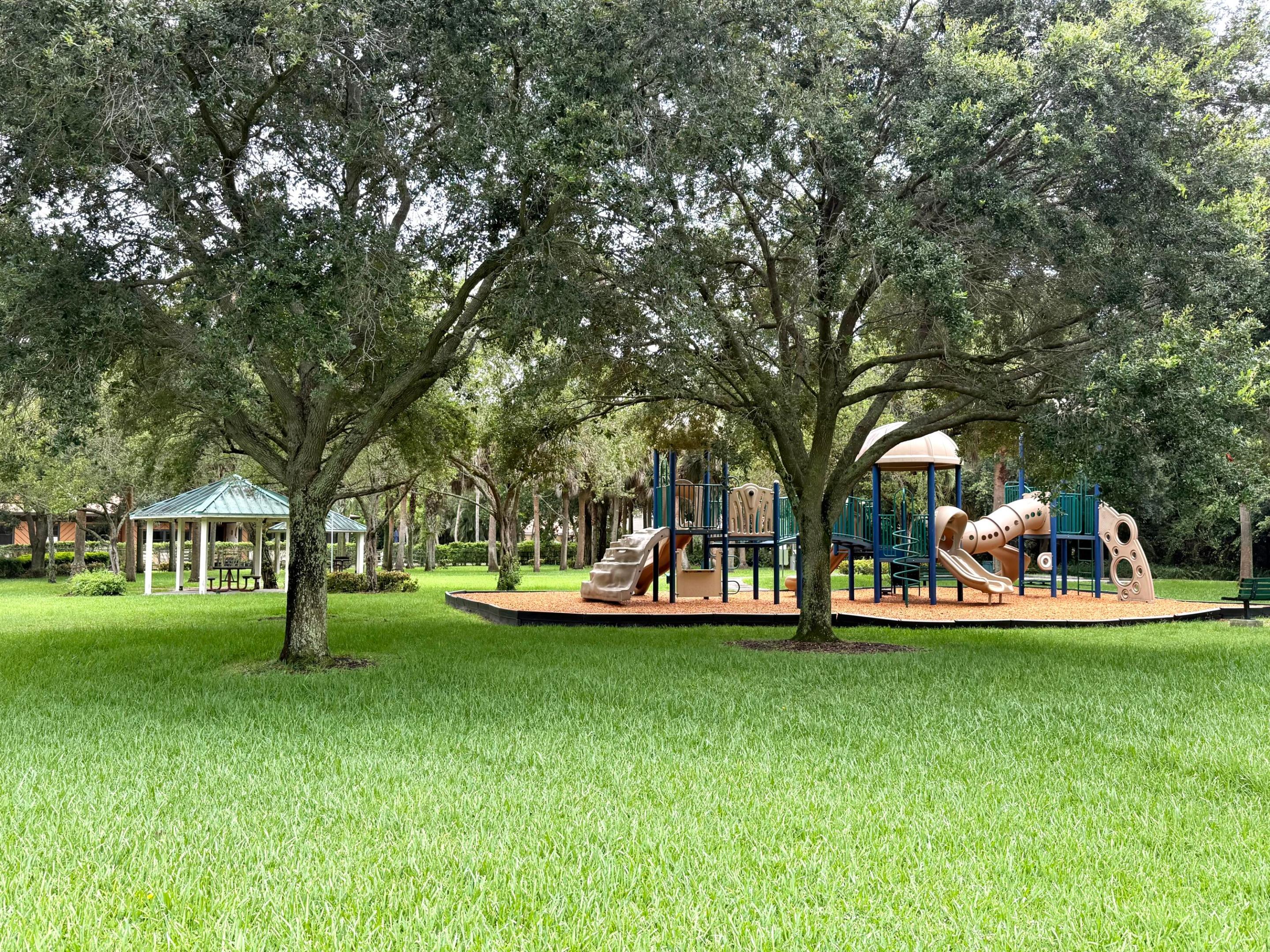 BEXLEY PARK - Residential