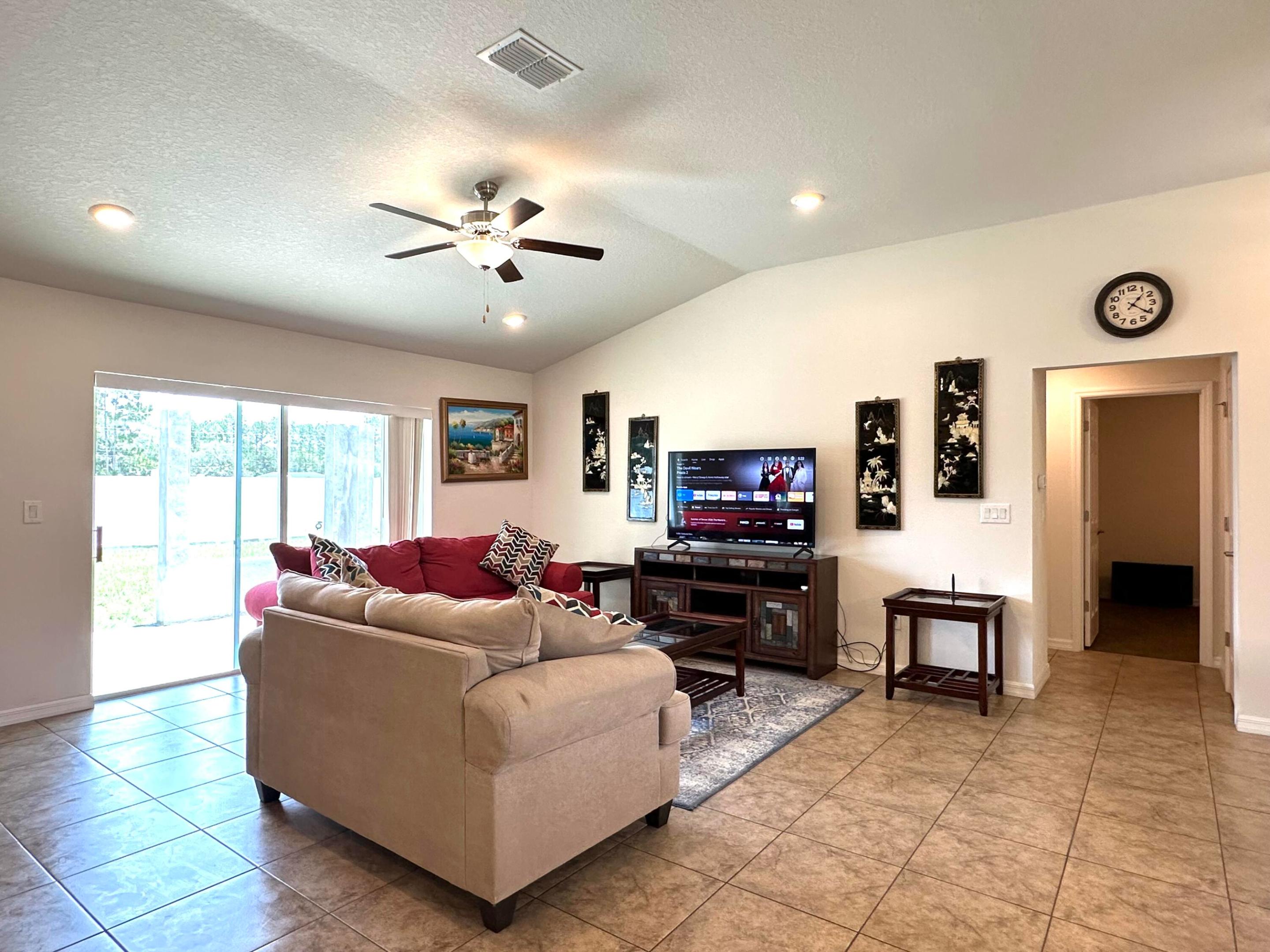 MARION OAKS - Residential