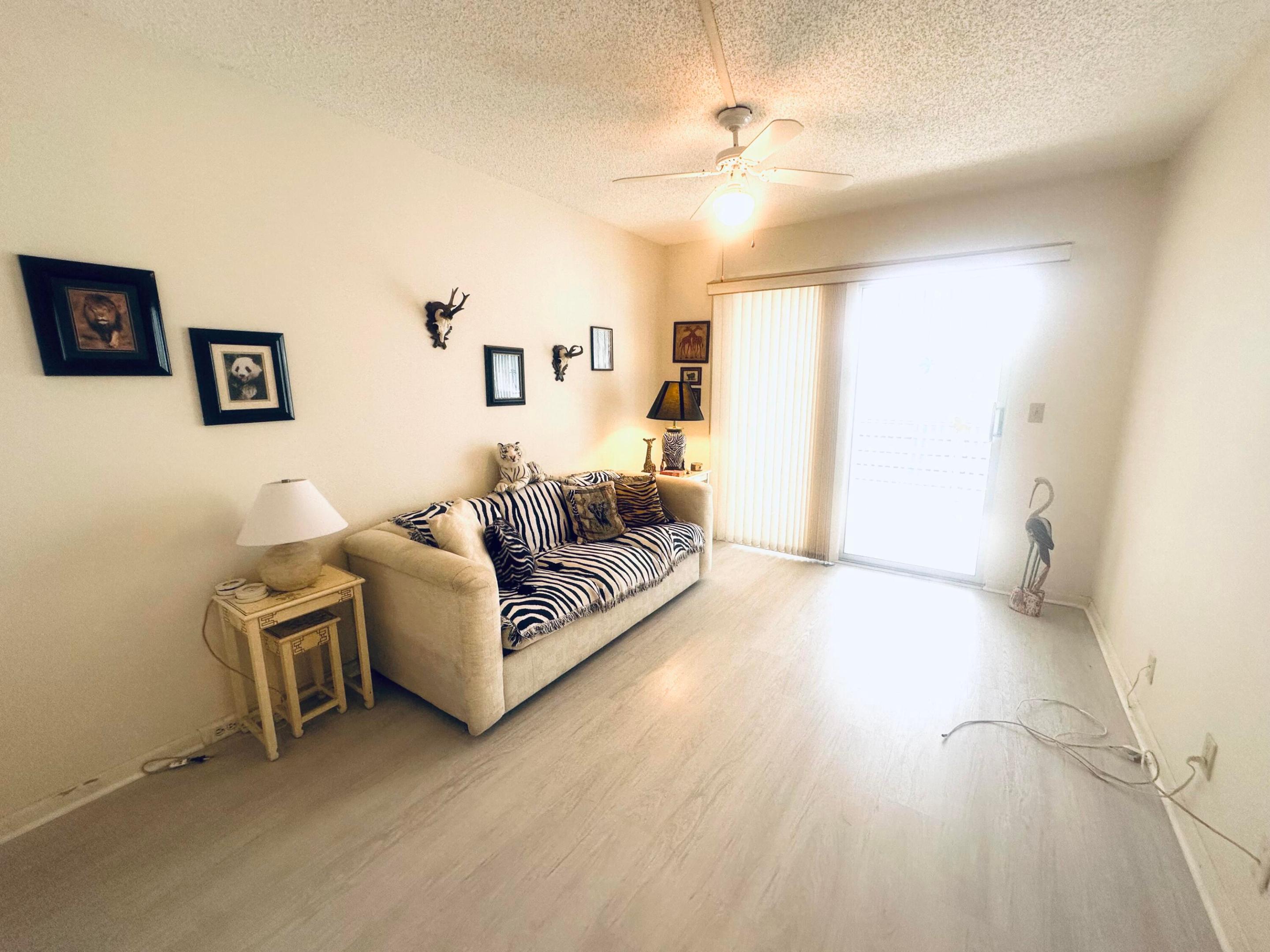 FARNHAM N CONDO - Residential