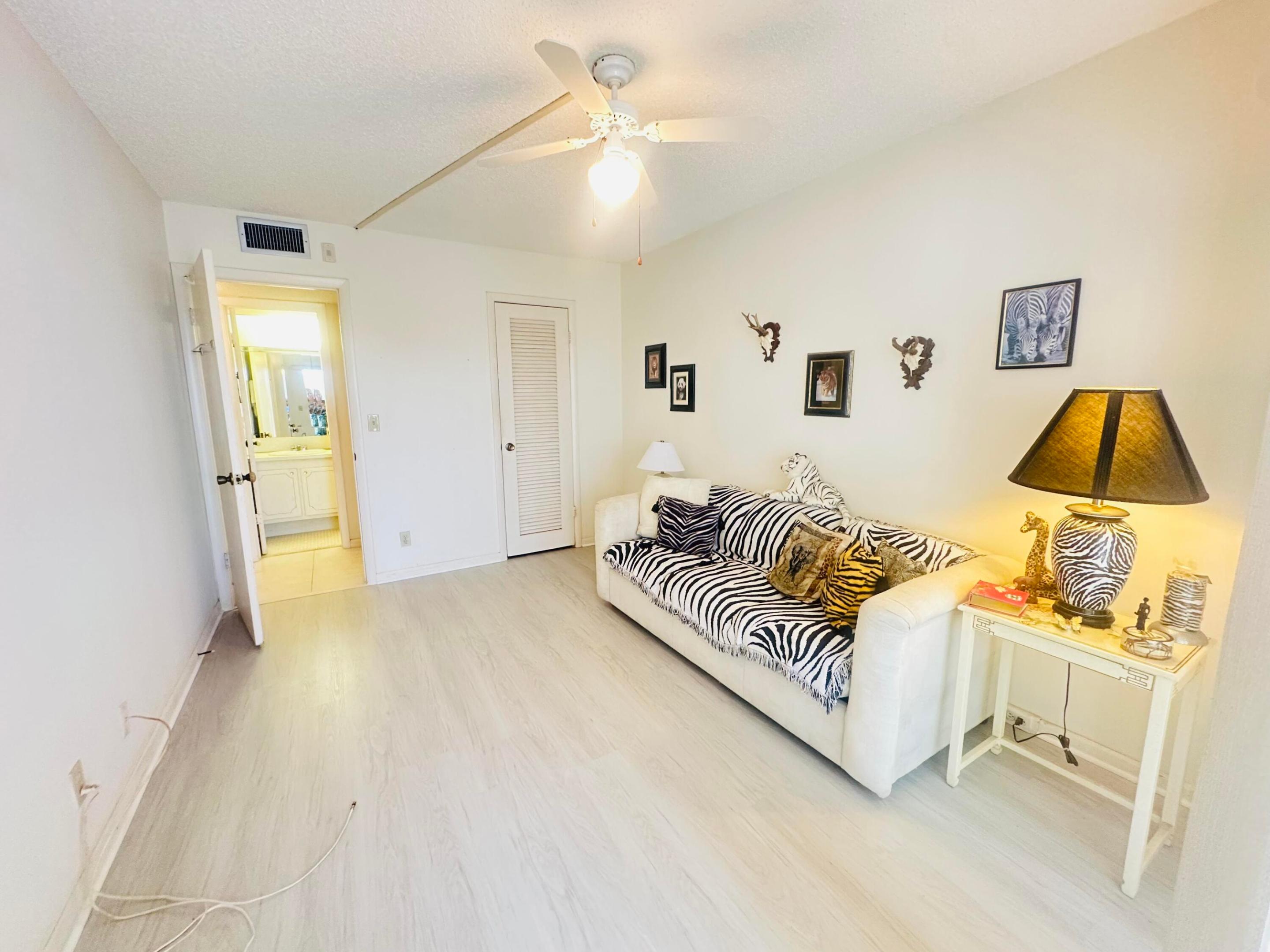 FARNHAM N CONDO - Residential