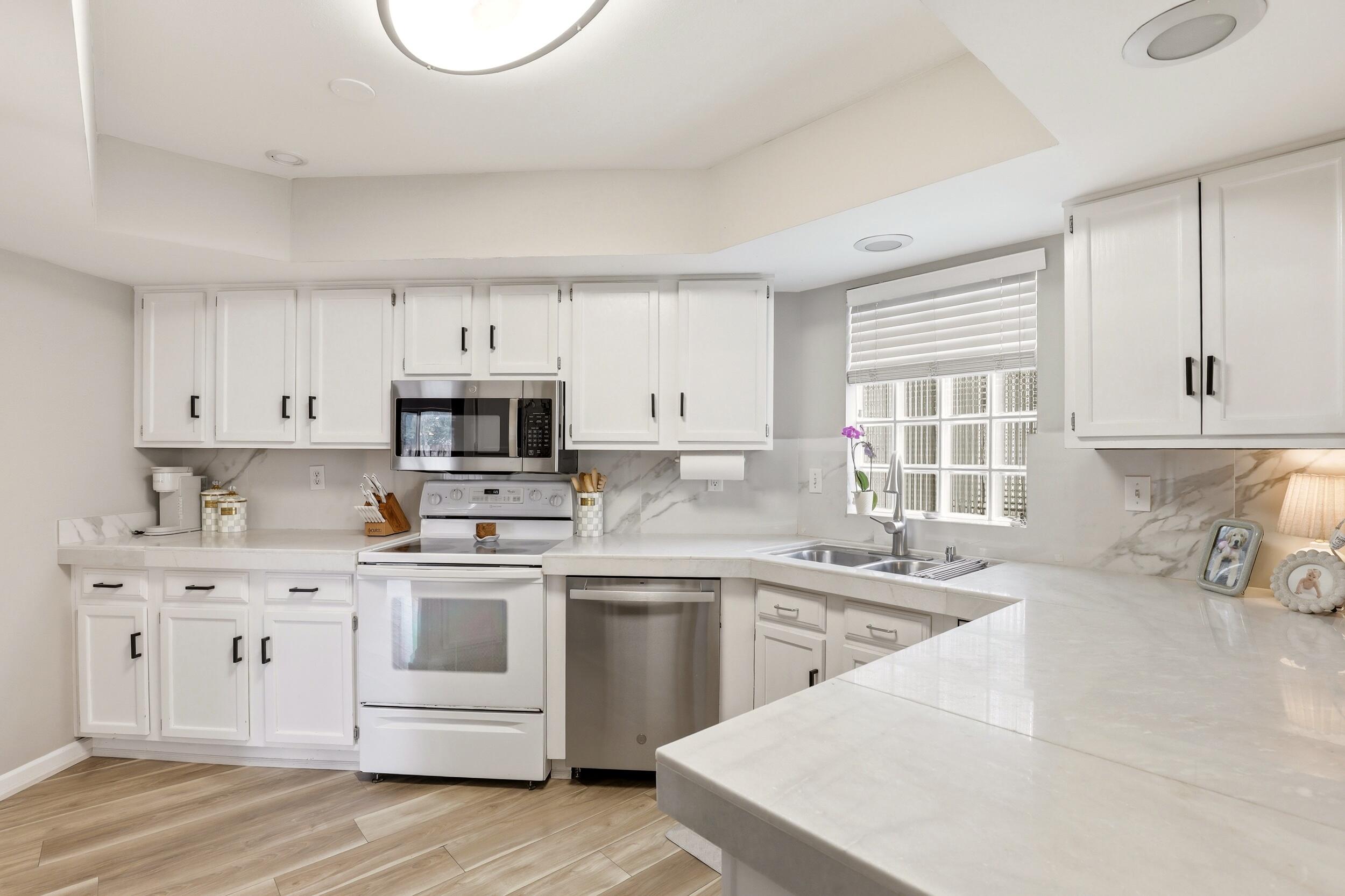 WINCHESTER COURT - Residential