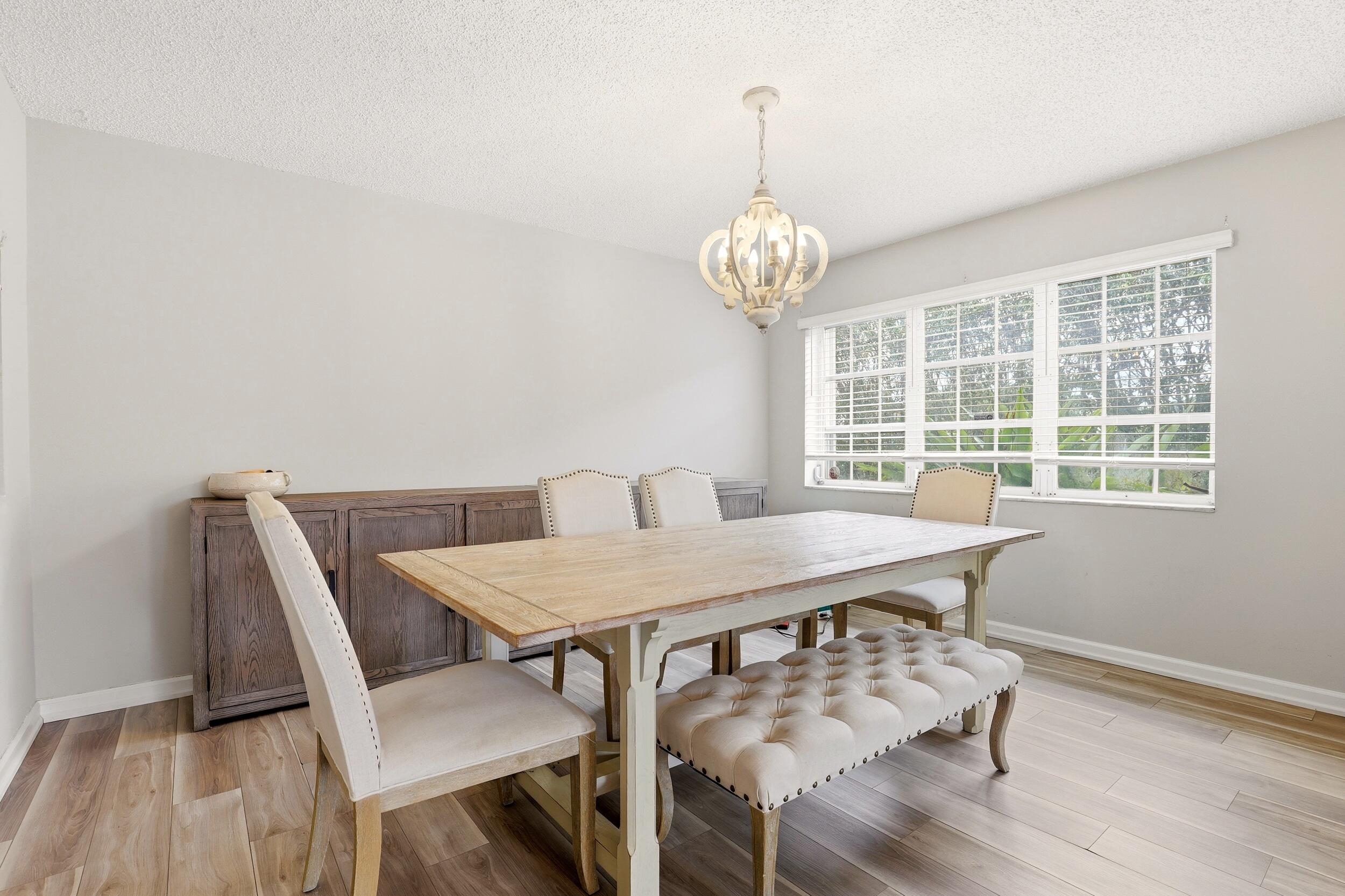 WINCHESTER COURT - Residential