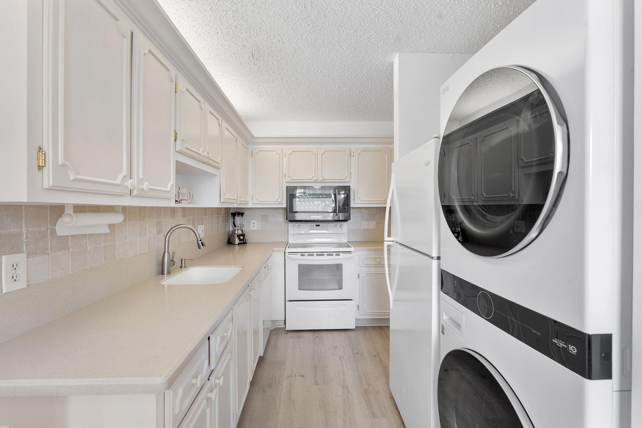 PINES OF DELRAY CONDO - Residential