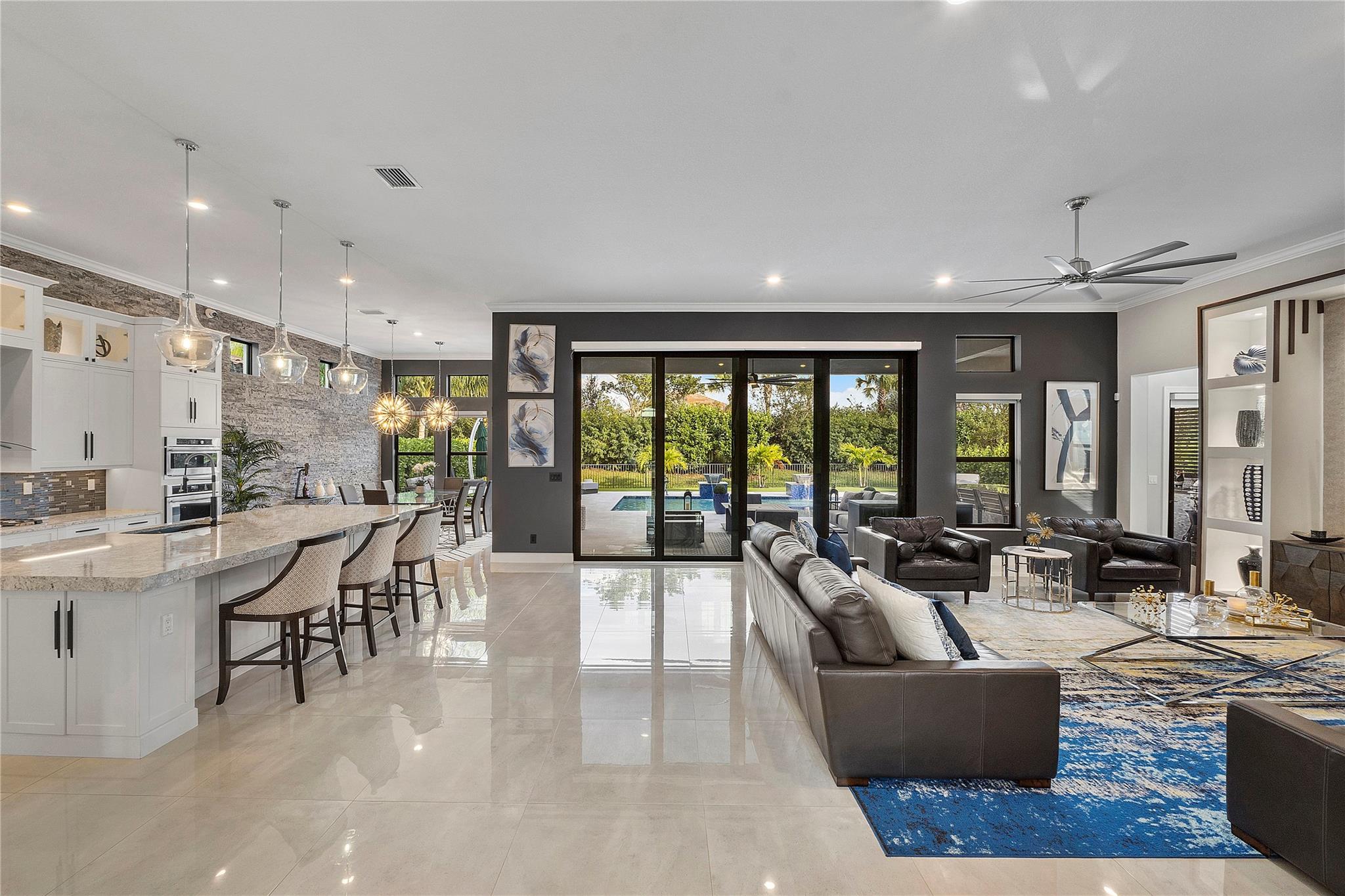 Parkland Bay 183-49 B - Residential