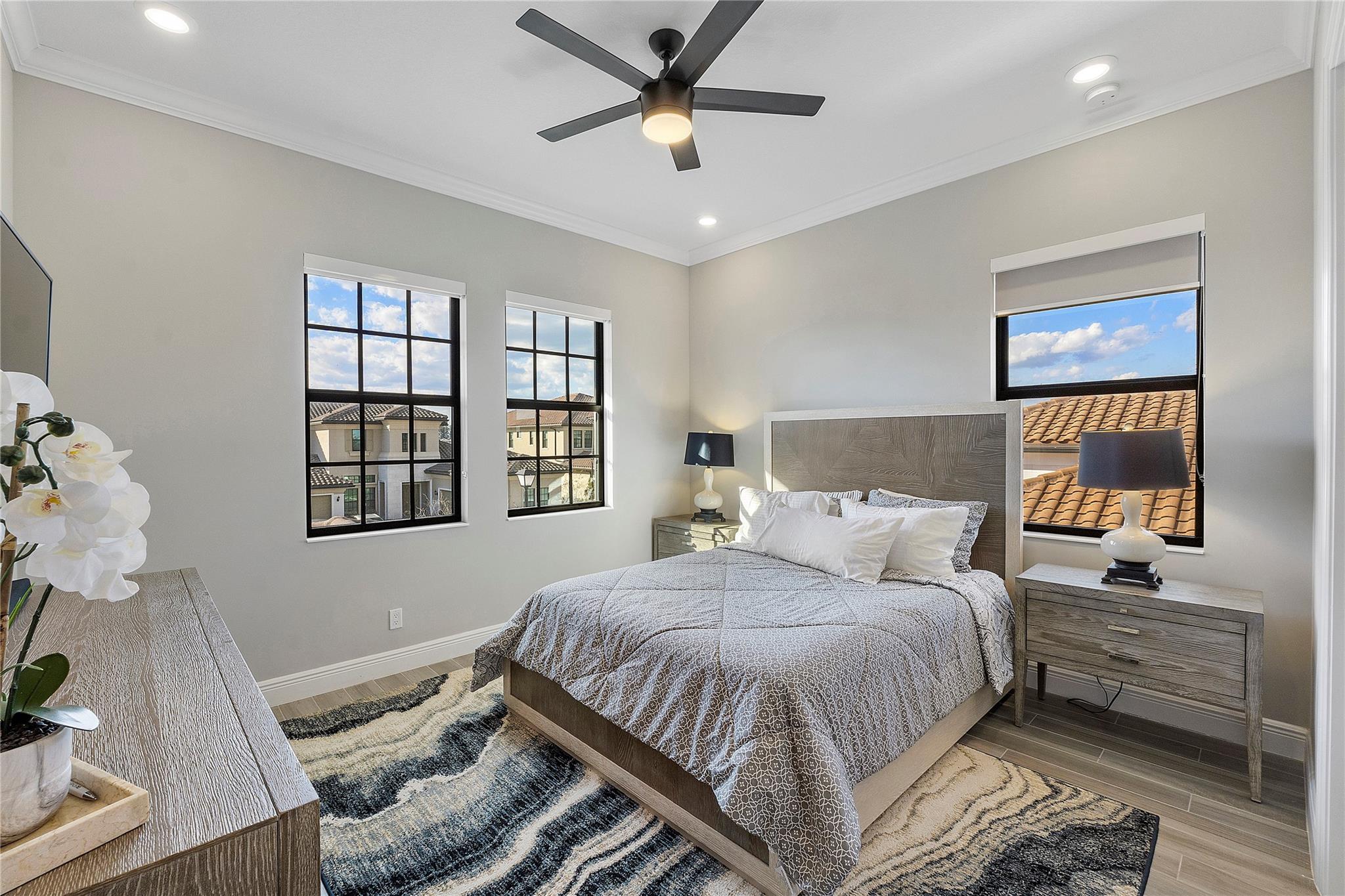 Parkland Bay 183-49 B - Residential