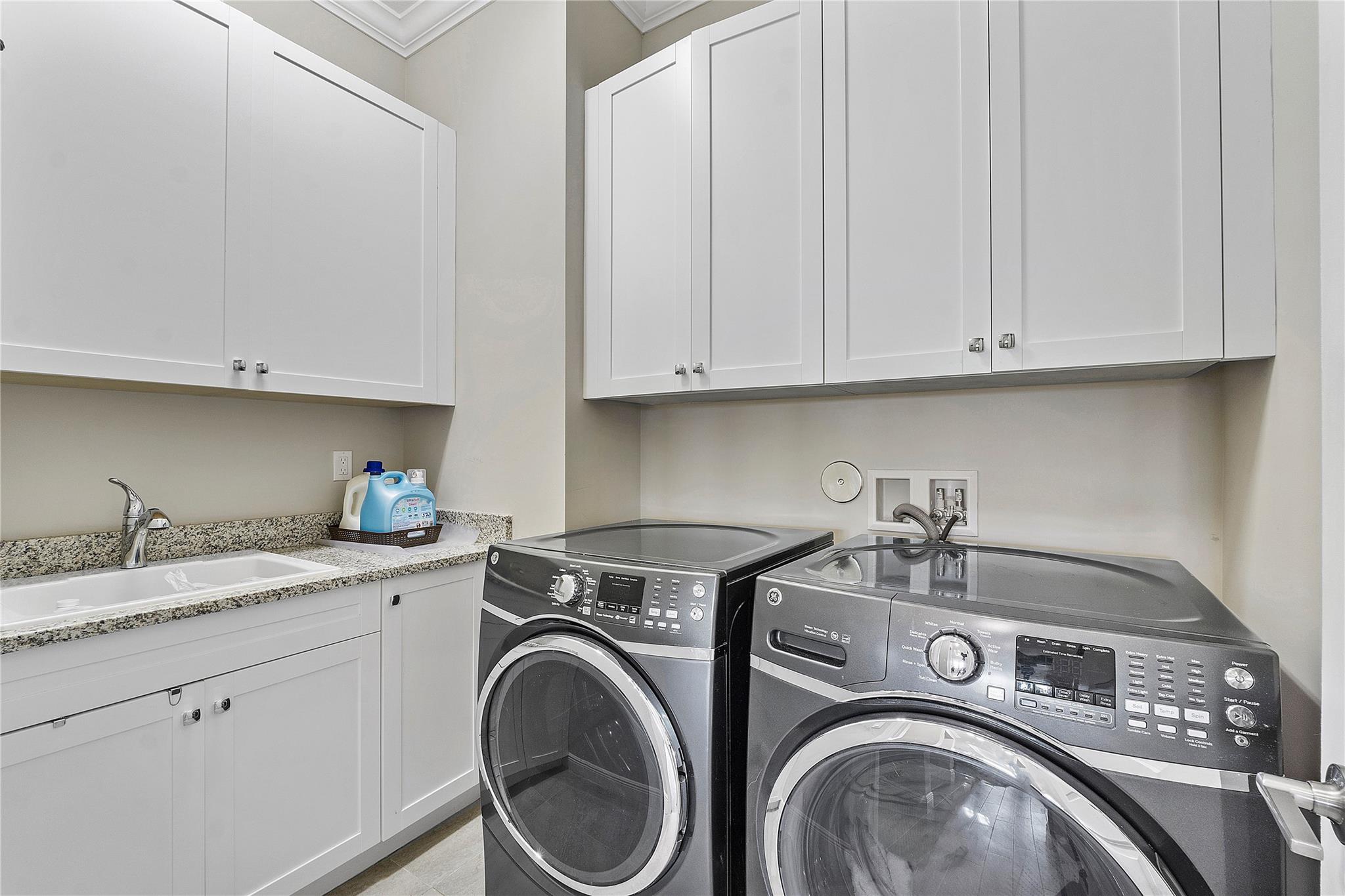 Parkland Bay 183-49 B - Residential