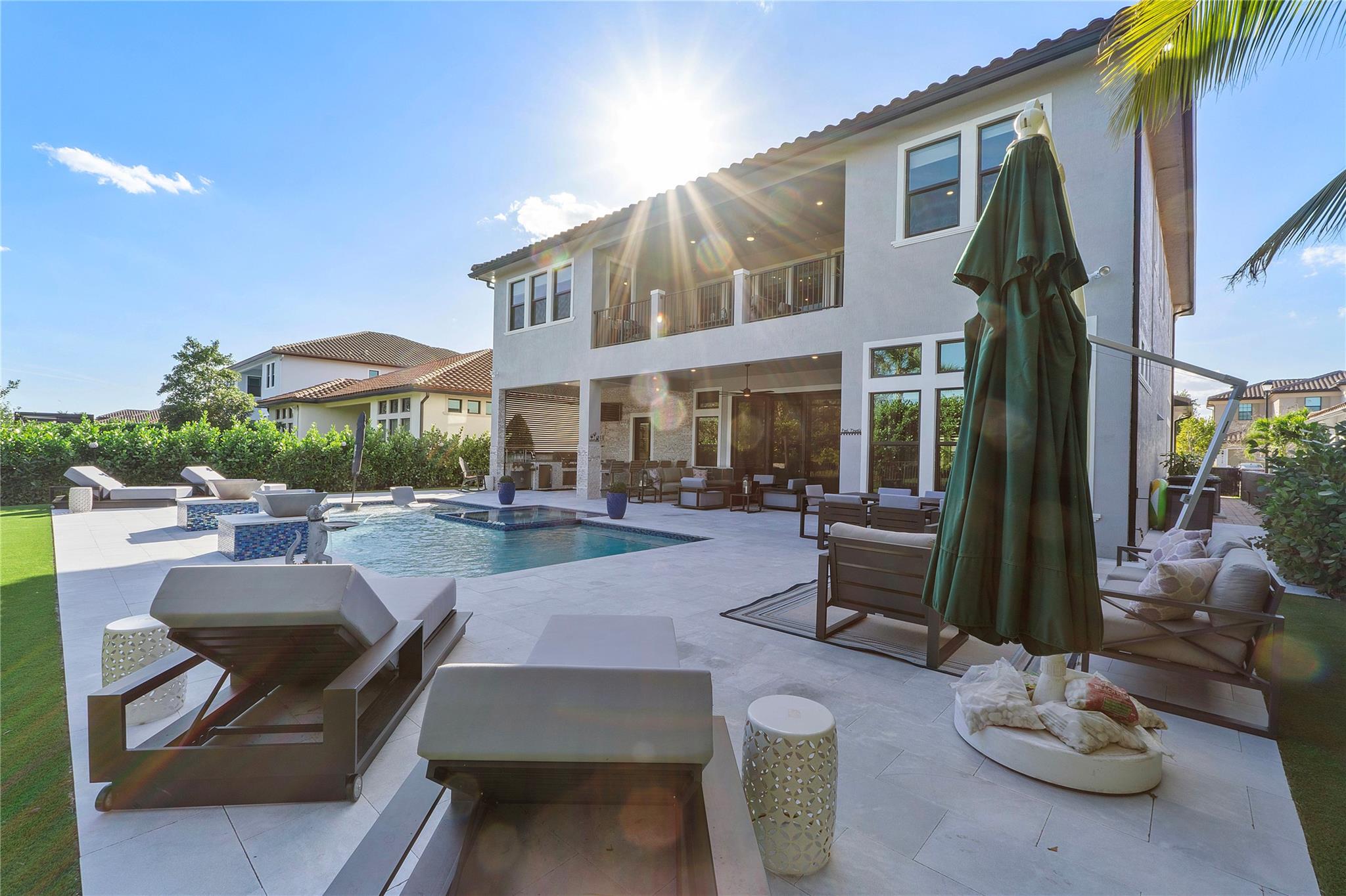 Parkland Bay 183-49 B - Residential