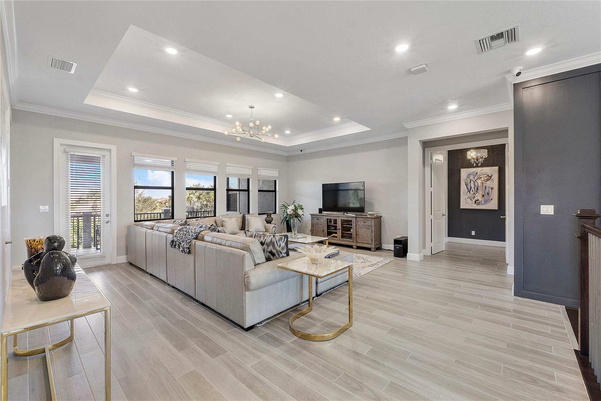 Parkland Bay 183-49 B - Residential