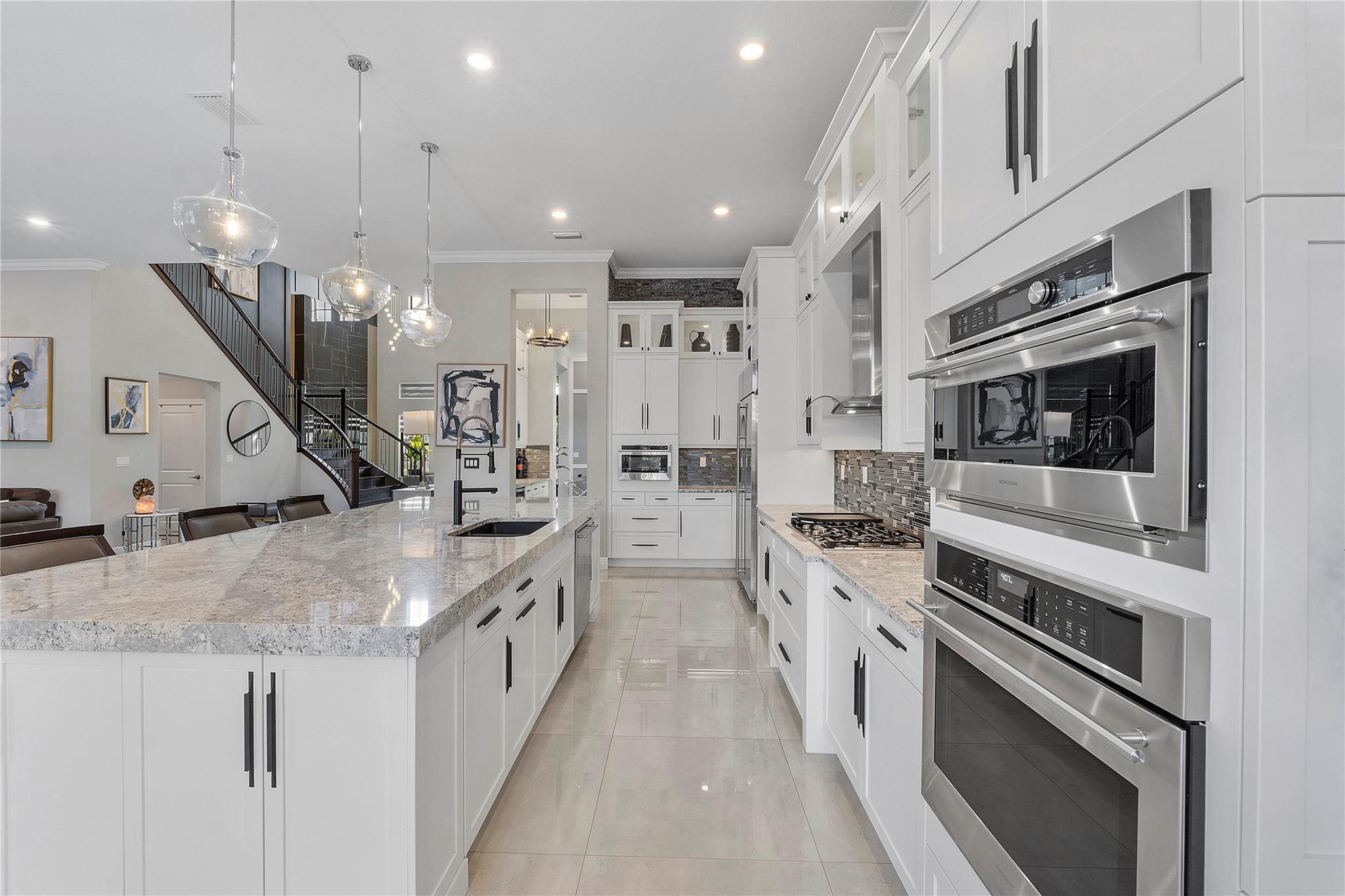 Parkland Bay 183-49 B - Residential