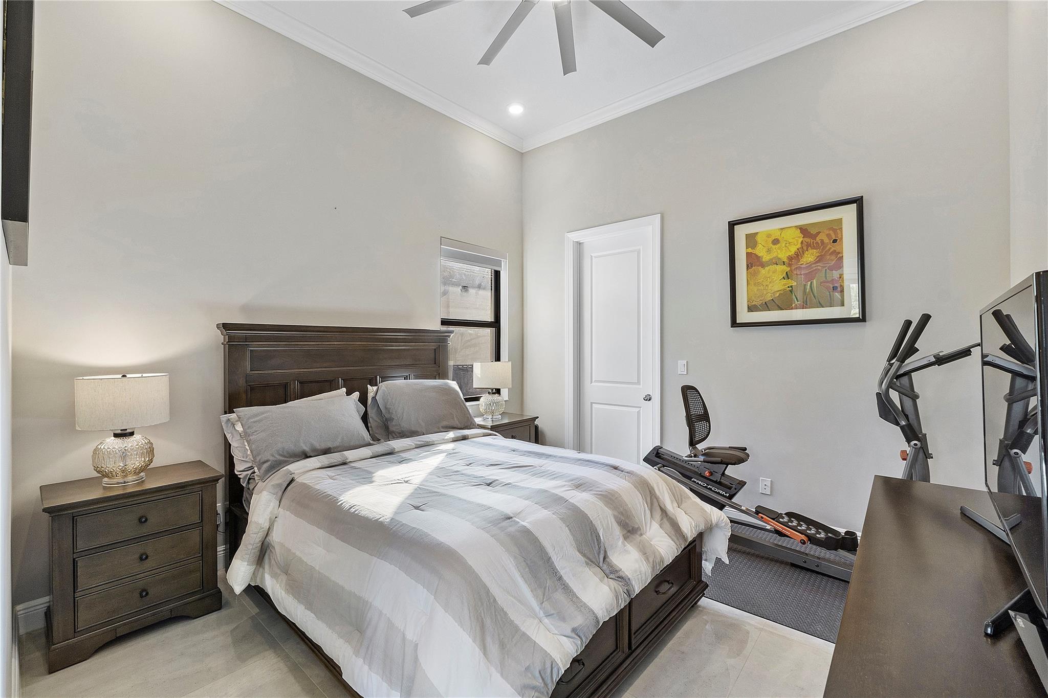 Parkland Bay 183-49 B - Residential