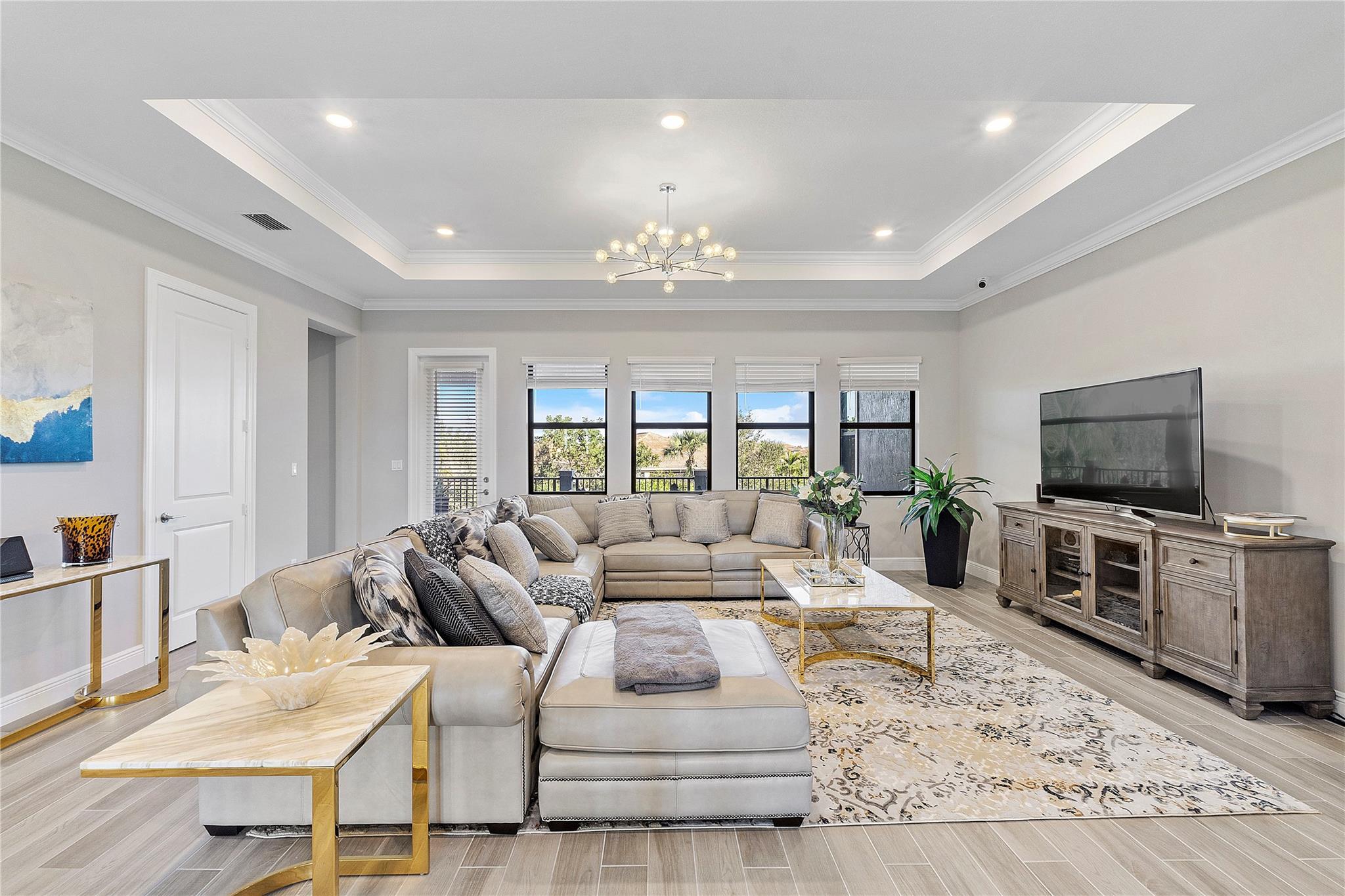 Parkland Bay 183-49 B - Residential
