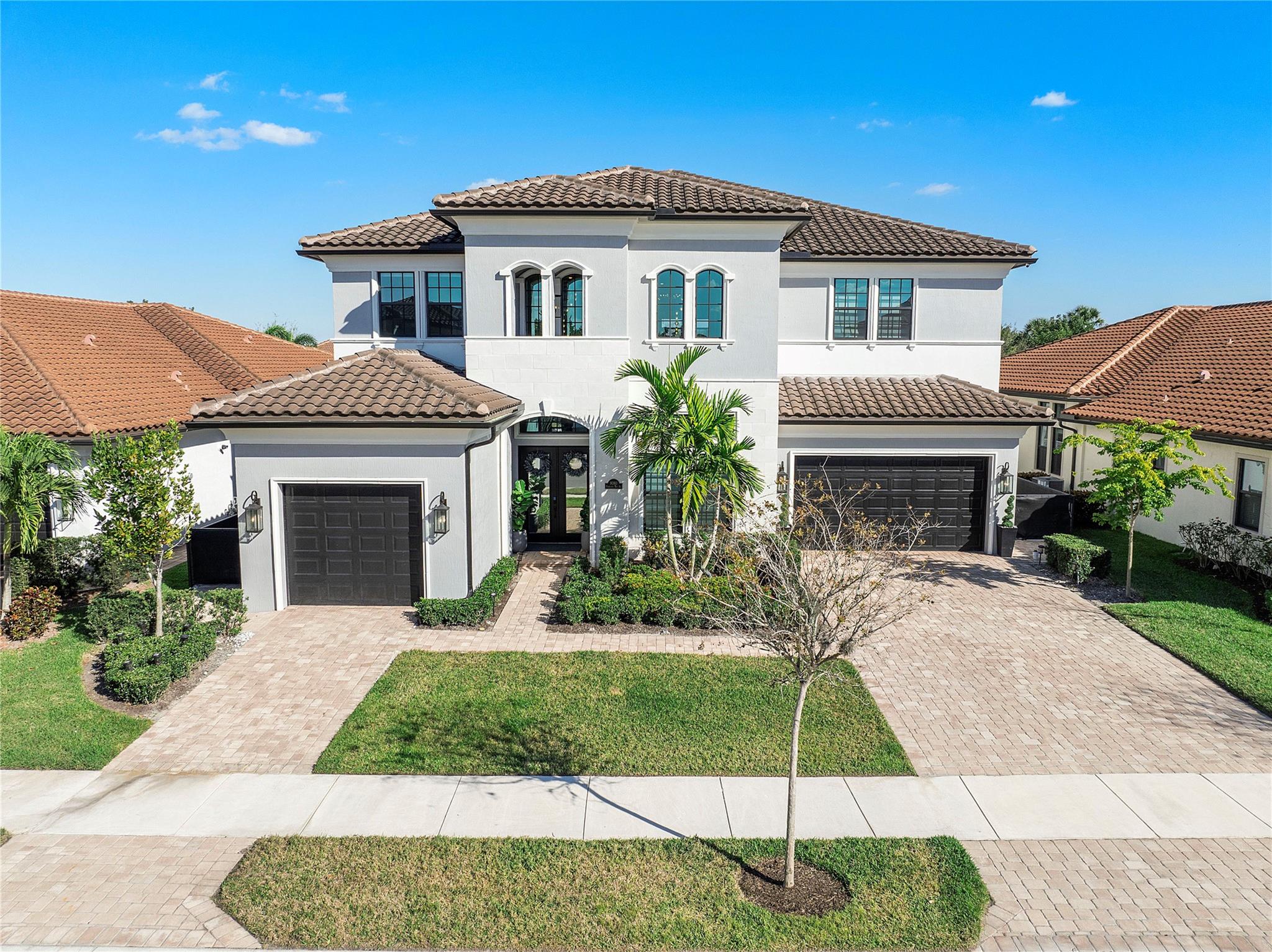 Parkland Bay 183-49 B - Residential