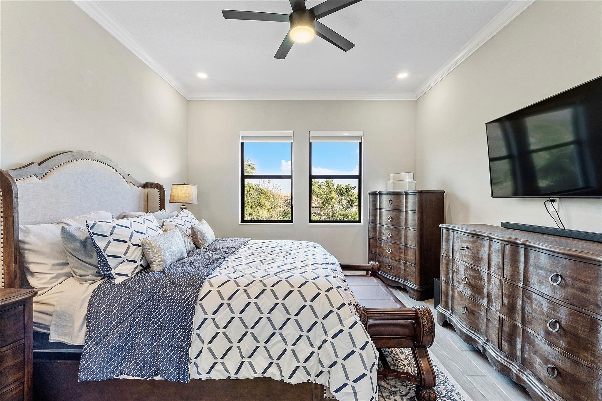 Parkland Bay 183-49 B - Residential