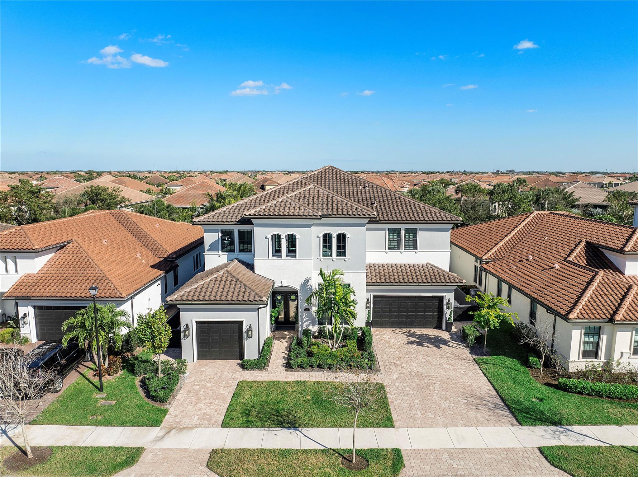 Parkland Bay 183-49 B - Residential