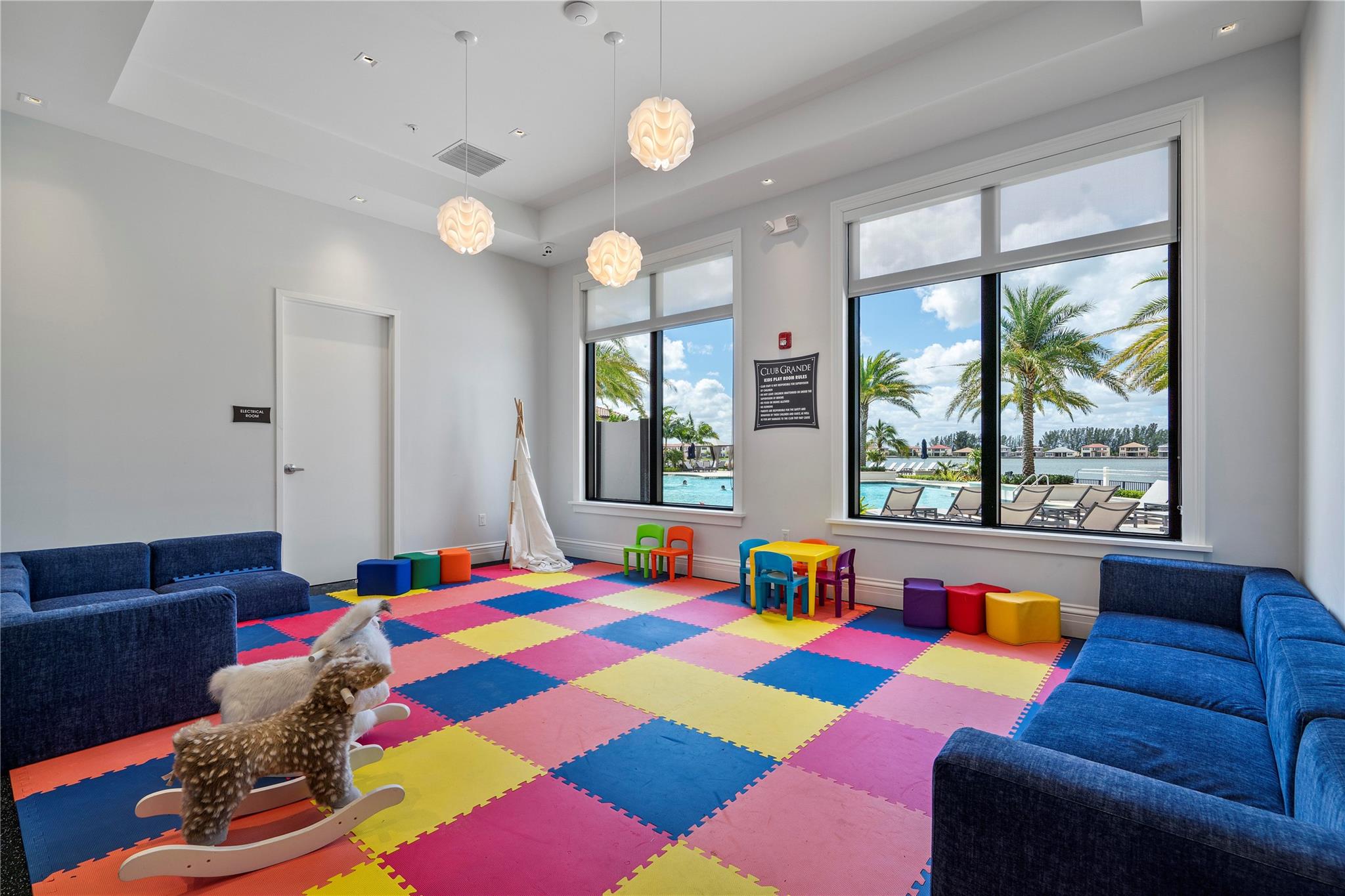 Parkland Bay 183-49 B - Residential