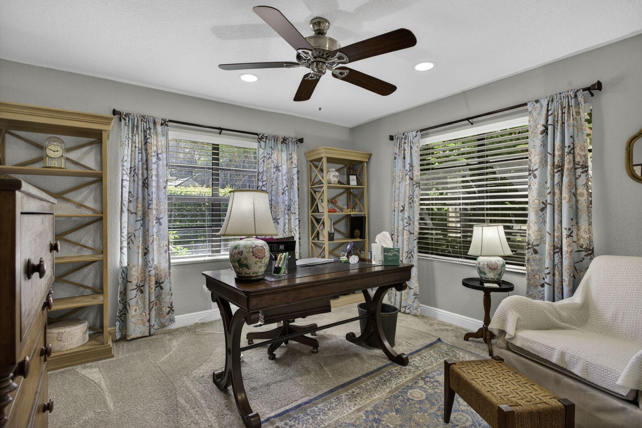 CYPRESS RUN - Residential