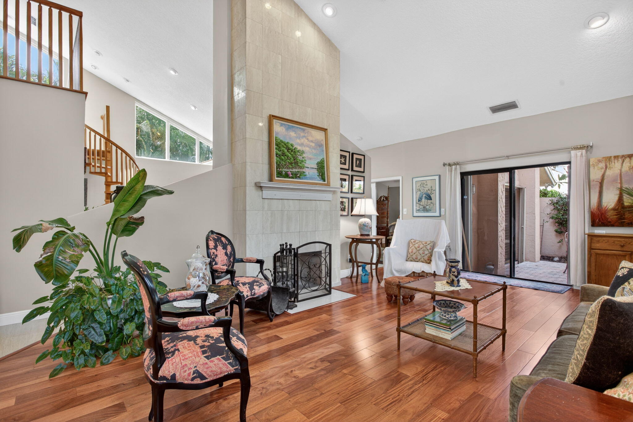 CYPRESS RUN - Residential