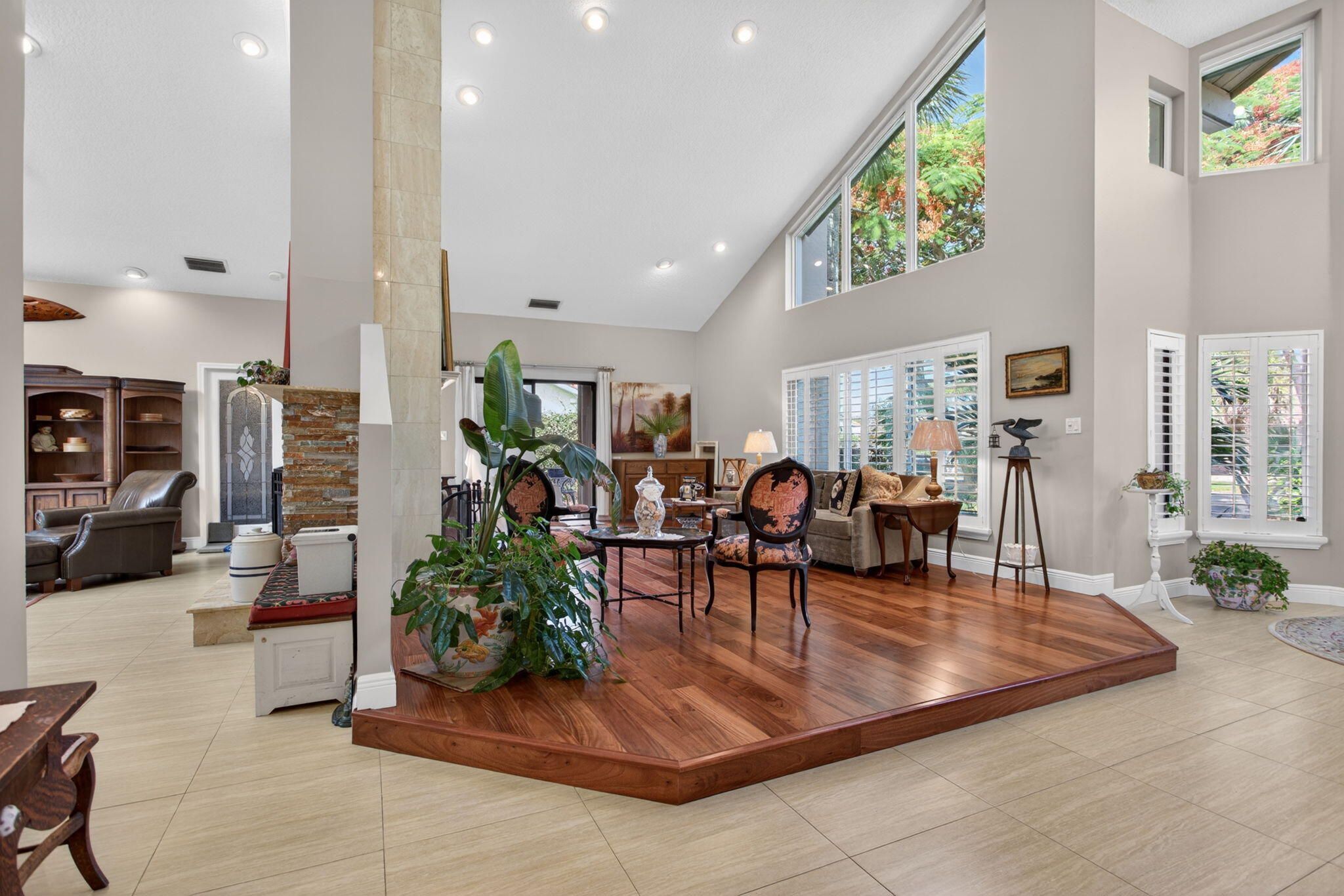 CYPRESS RUN - Residential