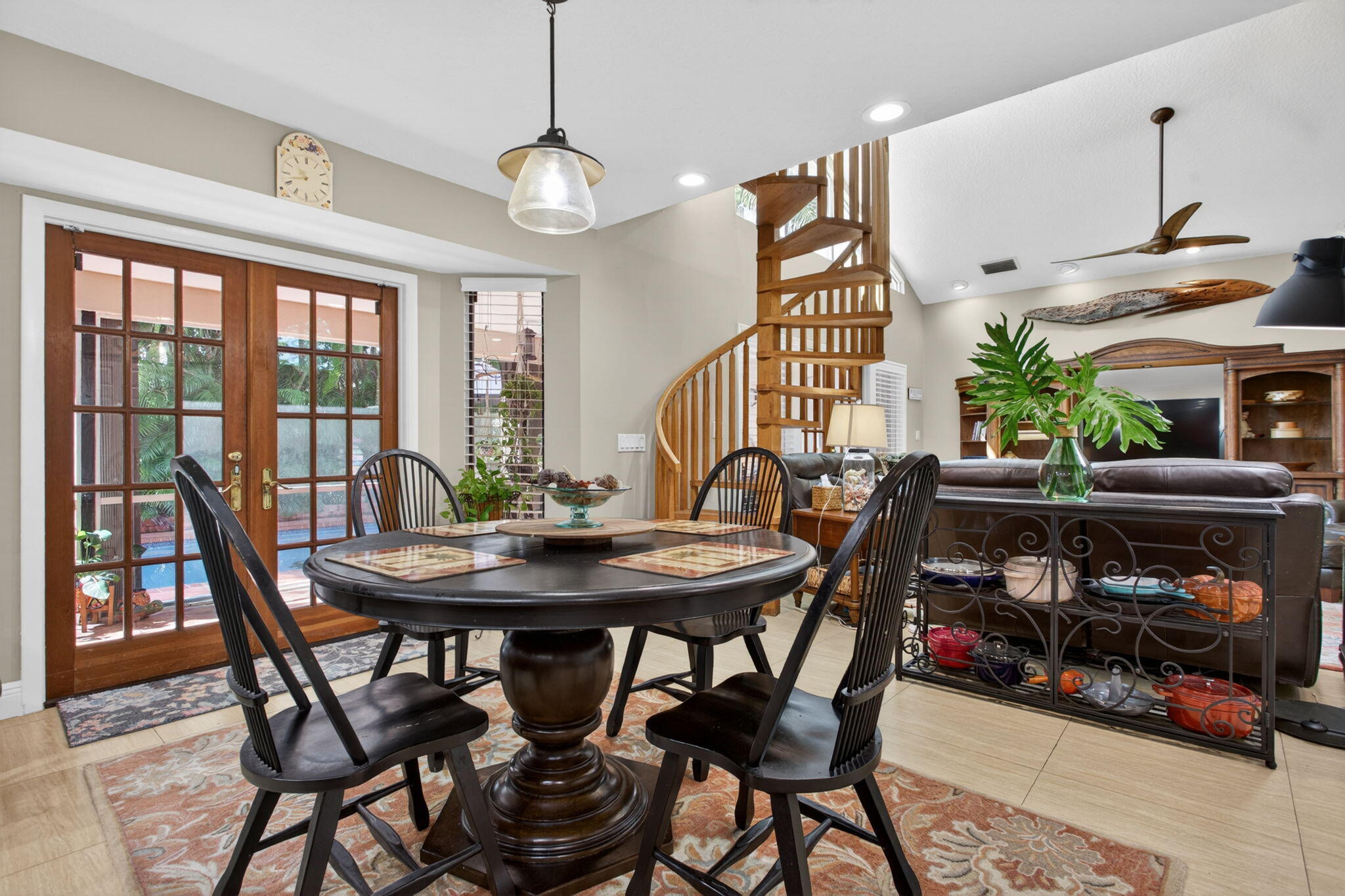 CYPRESS RUN - Residential
