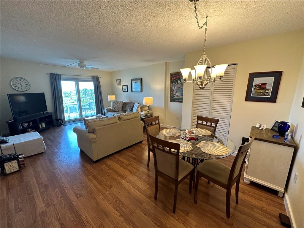 IMPERIAL POINT CONDO - Residential