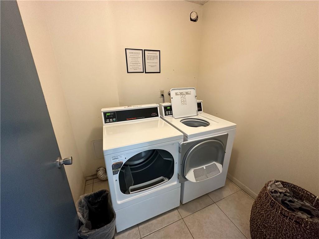 IMPERIAL POINT CONDO - Residential