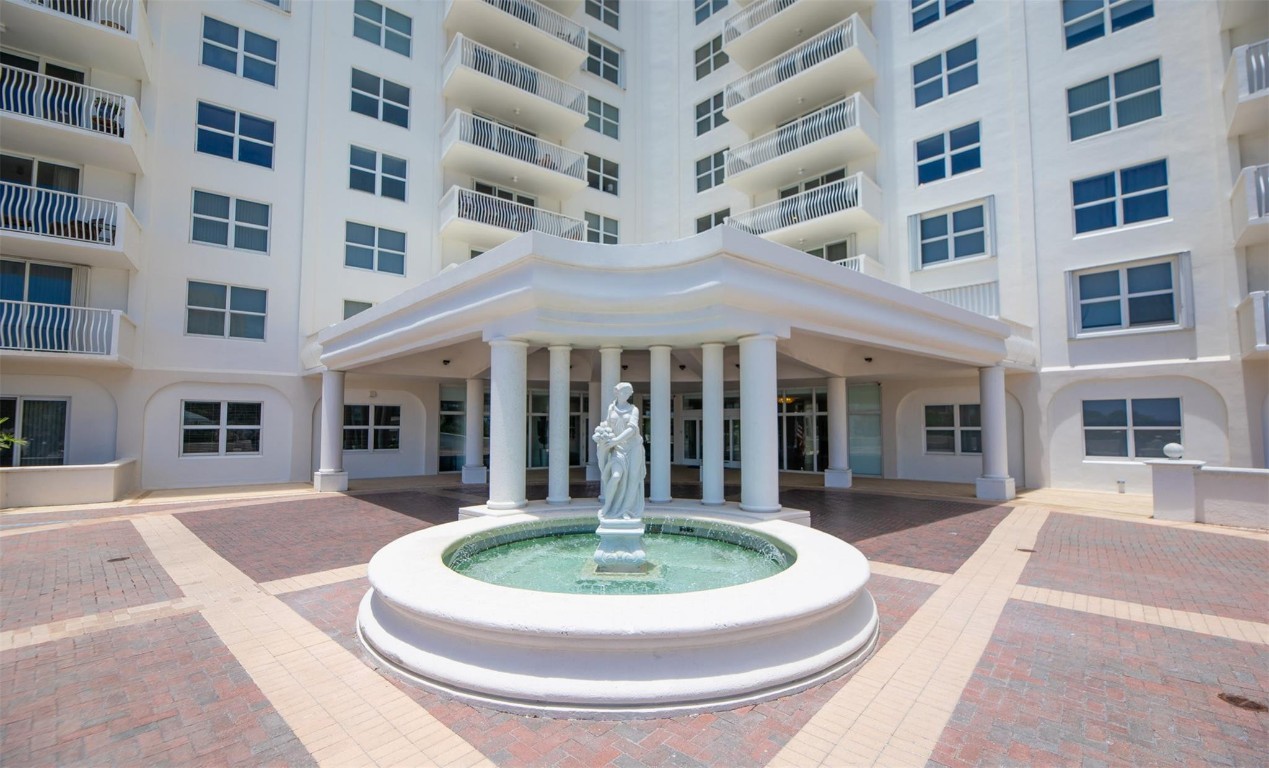 Venetian Condominium - Residential