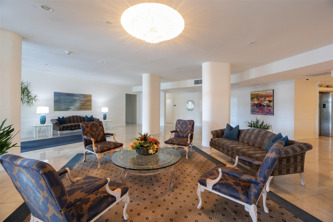 Venetian Condominium - Residential