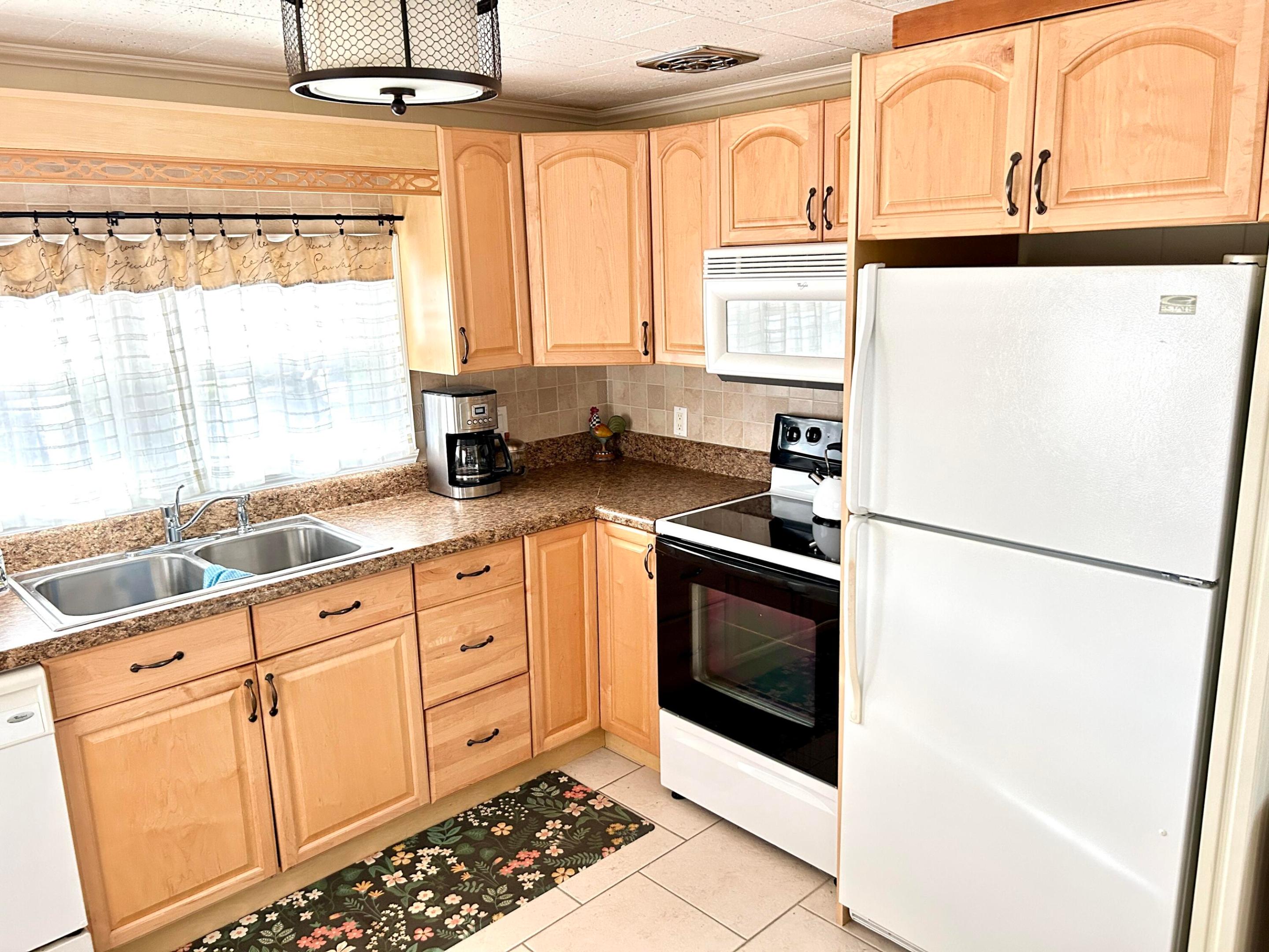 Orangebrook Harbor - Residential