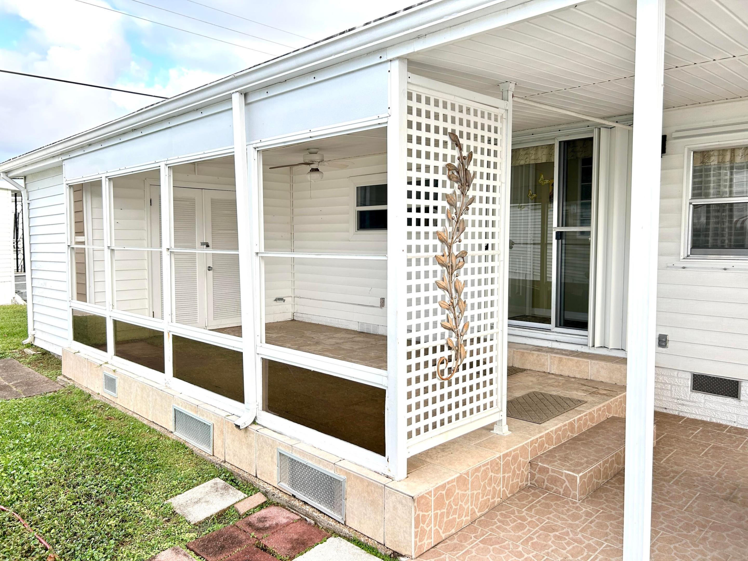 Orangebrook Harbor - Residential