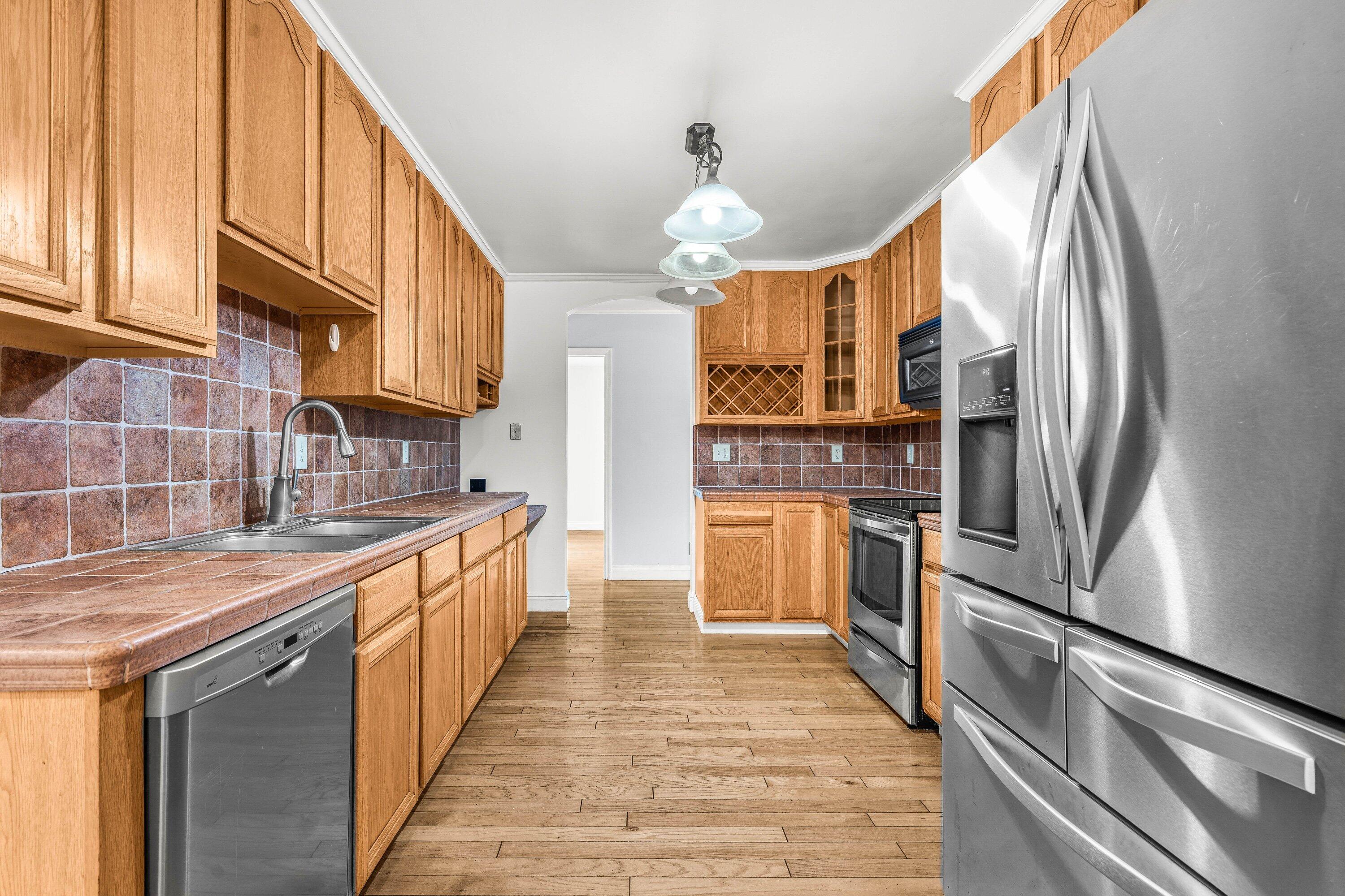 BOCA RATON SQUARE UNIT 19 - Residential Lease