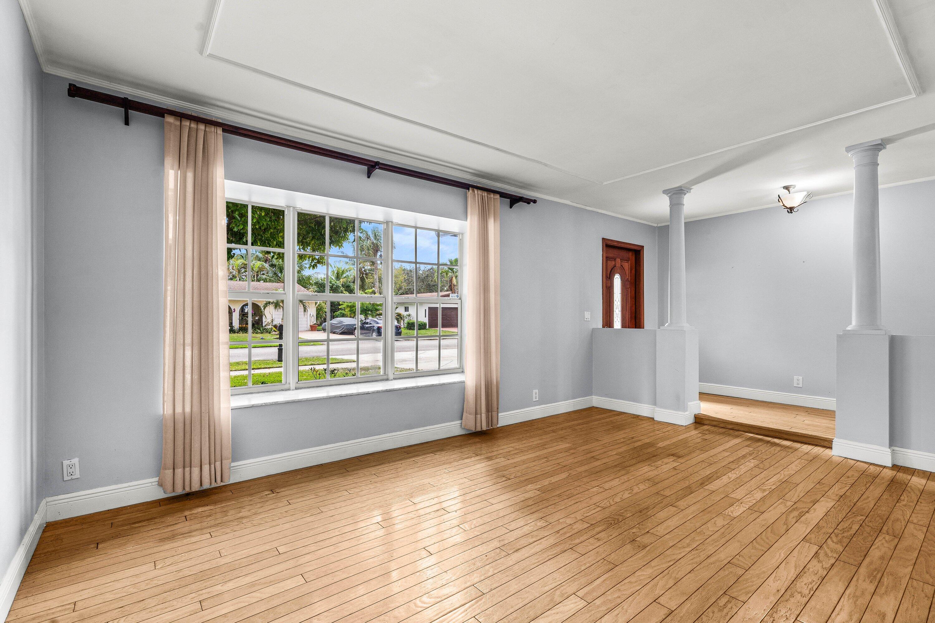 BOCA RATON SQUARE UNIT 19 - Residential Lease