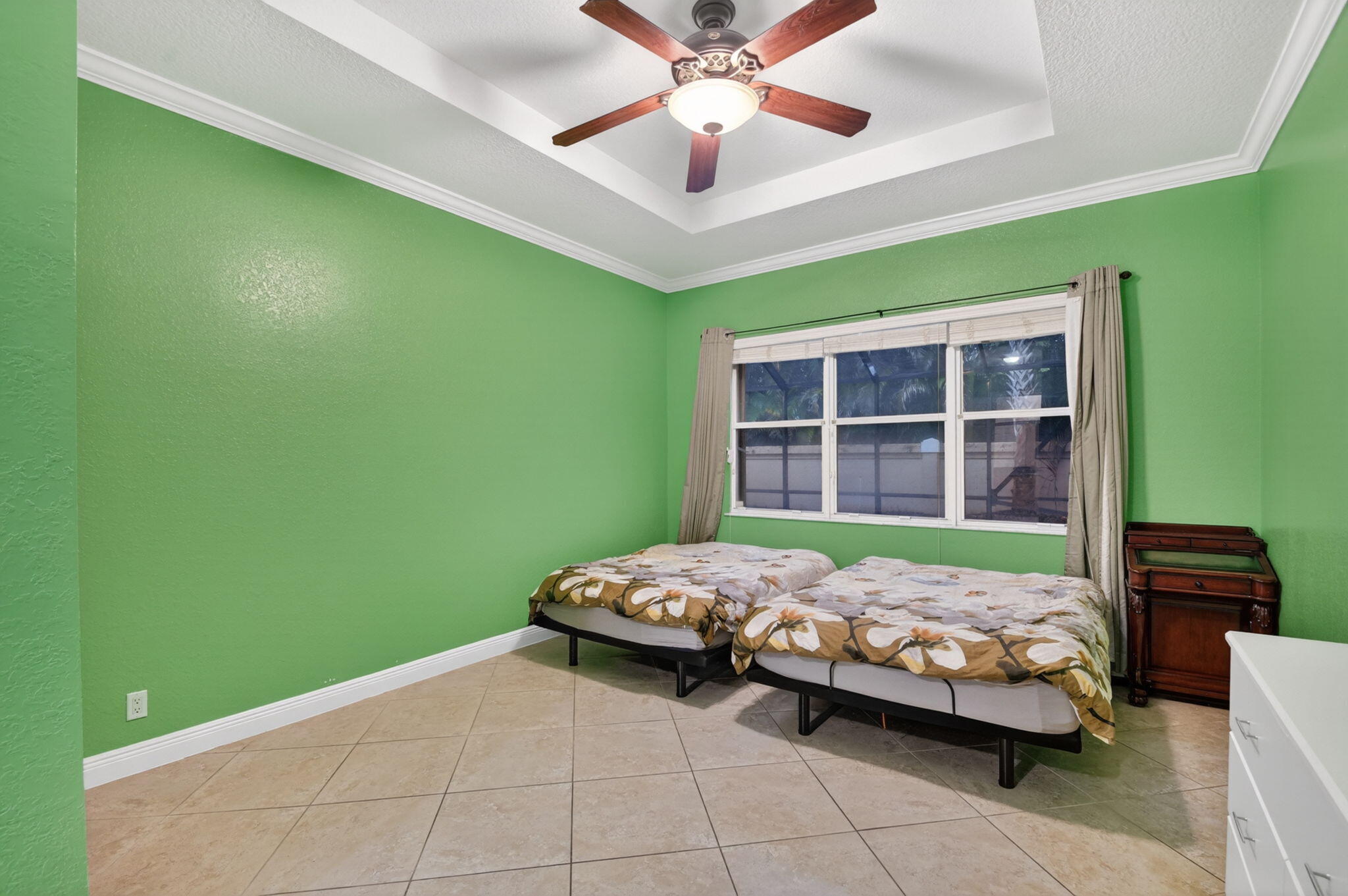 WYNDSONG ISLE ESTATES - Residential