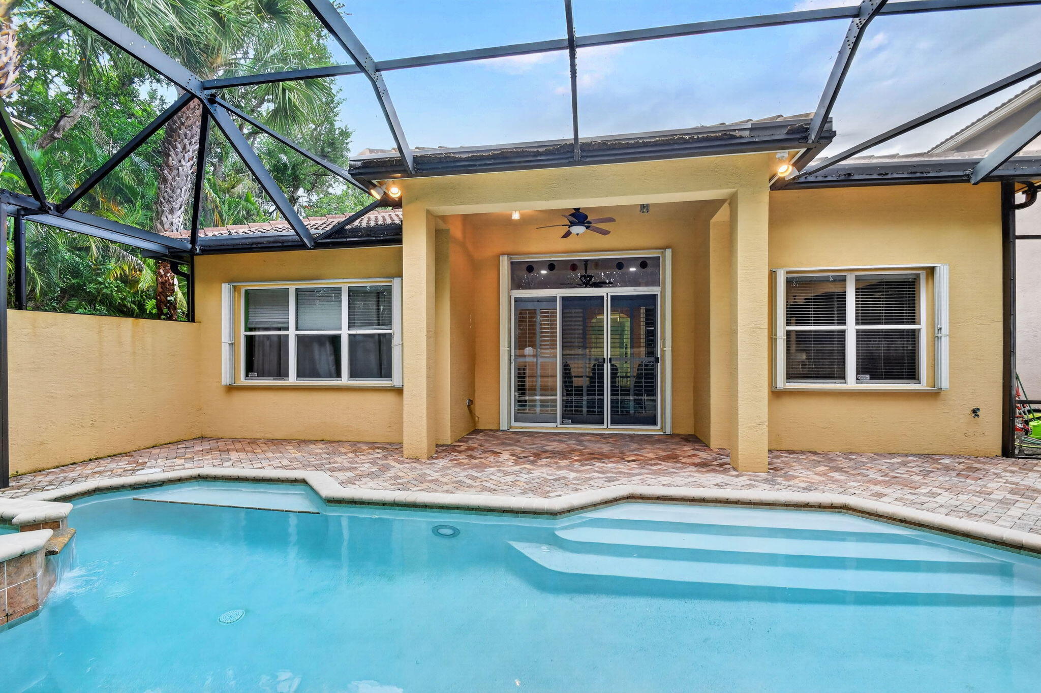 WYNDSONG ISLE ESTATES - Residential