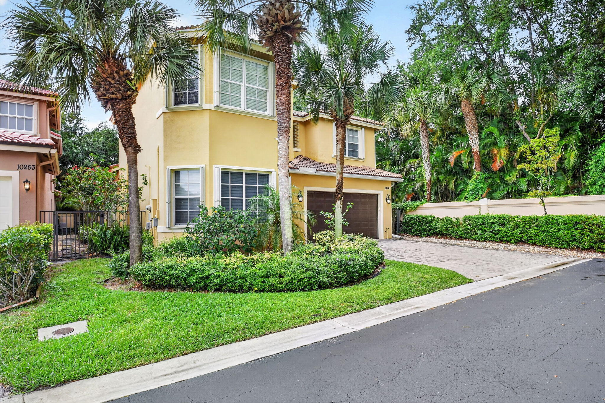 WYNDSONG ISLE ESTATES - Residential