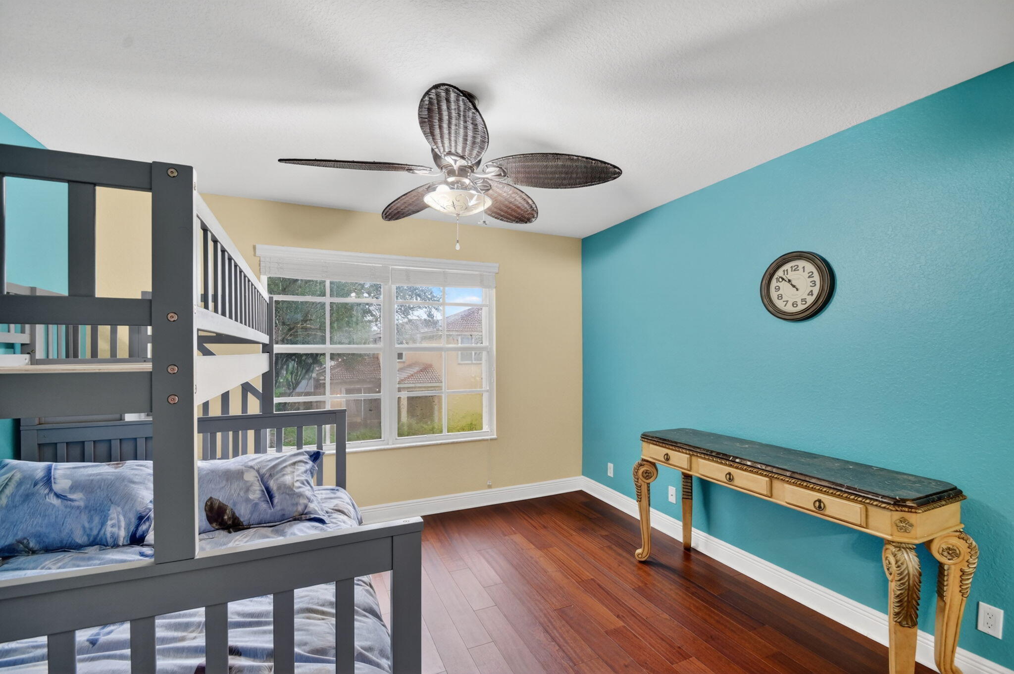 WYNDSONG ISLE ESTATES - Residential