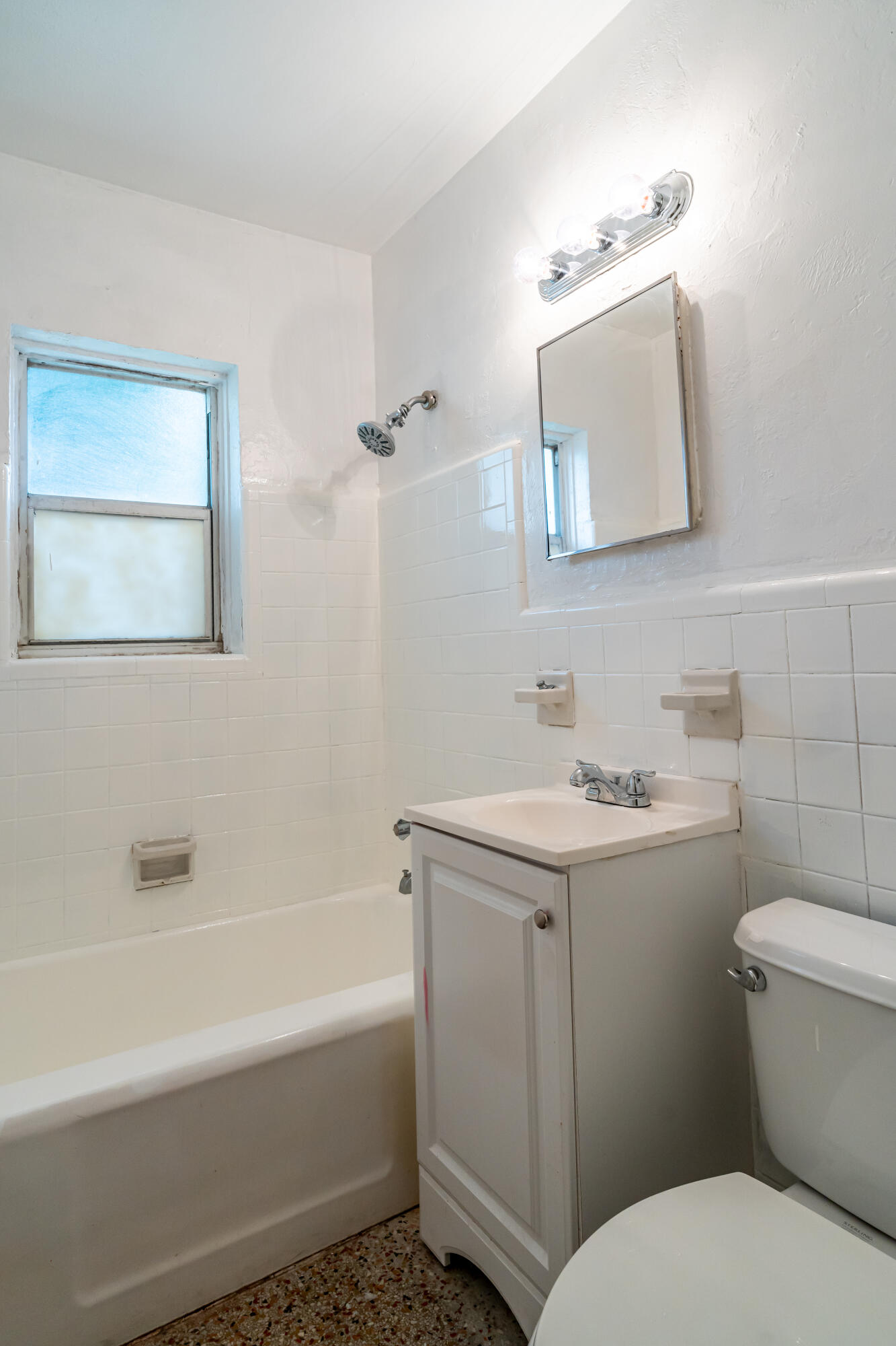 North Lauderdale Amd 1-18 - Residential Lease