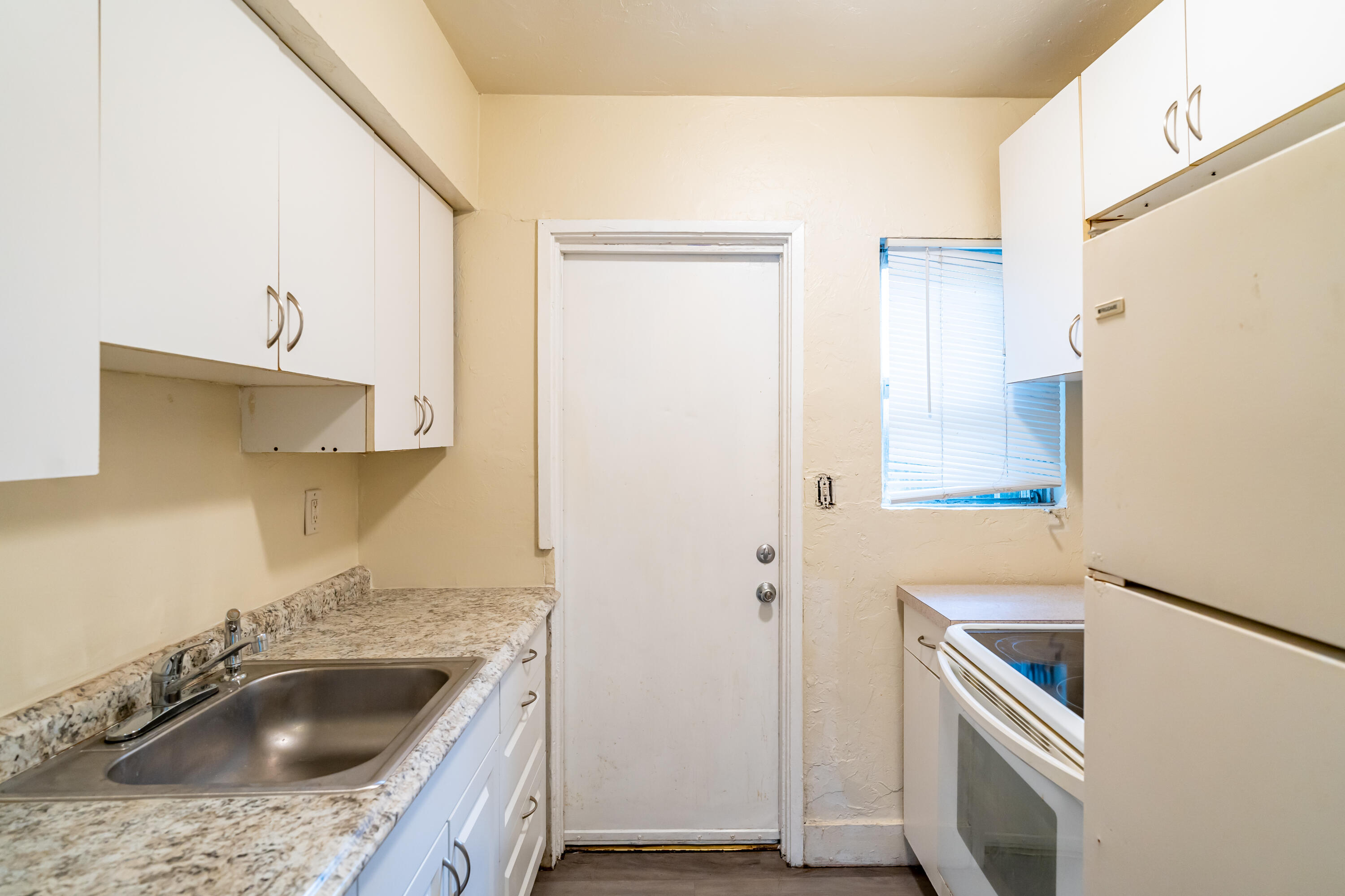 North Lauderdale Amd 1-18 - Residential Lease
