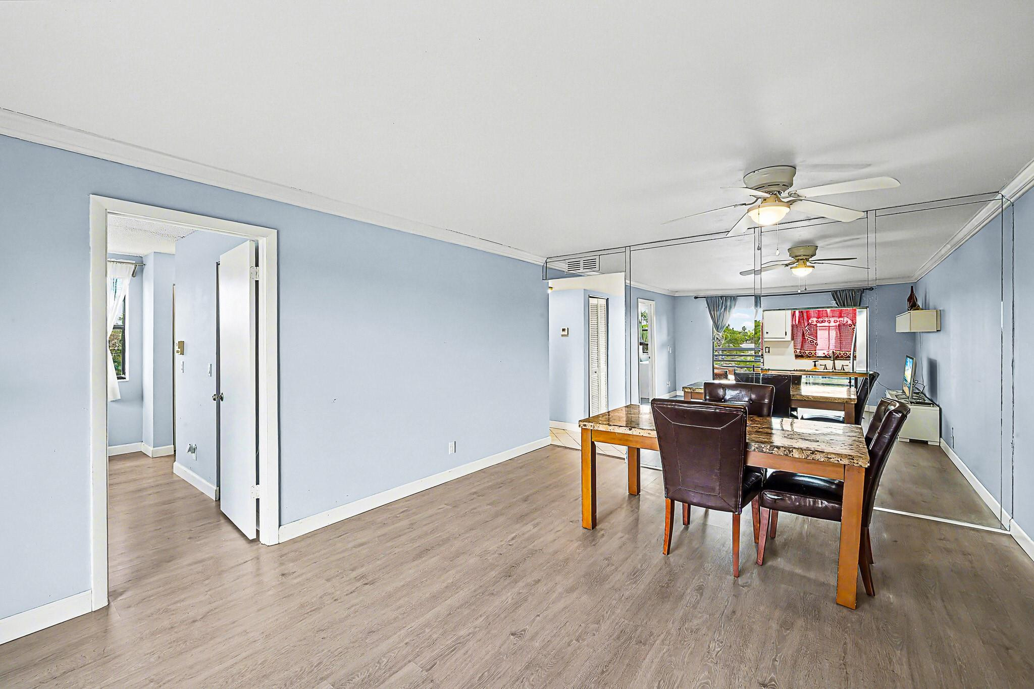 SUNRISE LAKES CONDOMINIUM Phase 4 Inc 2 - Residential