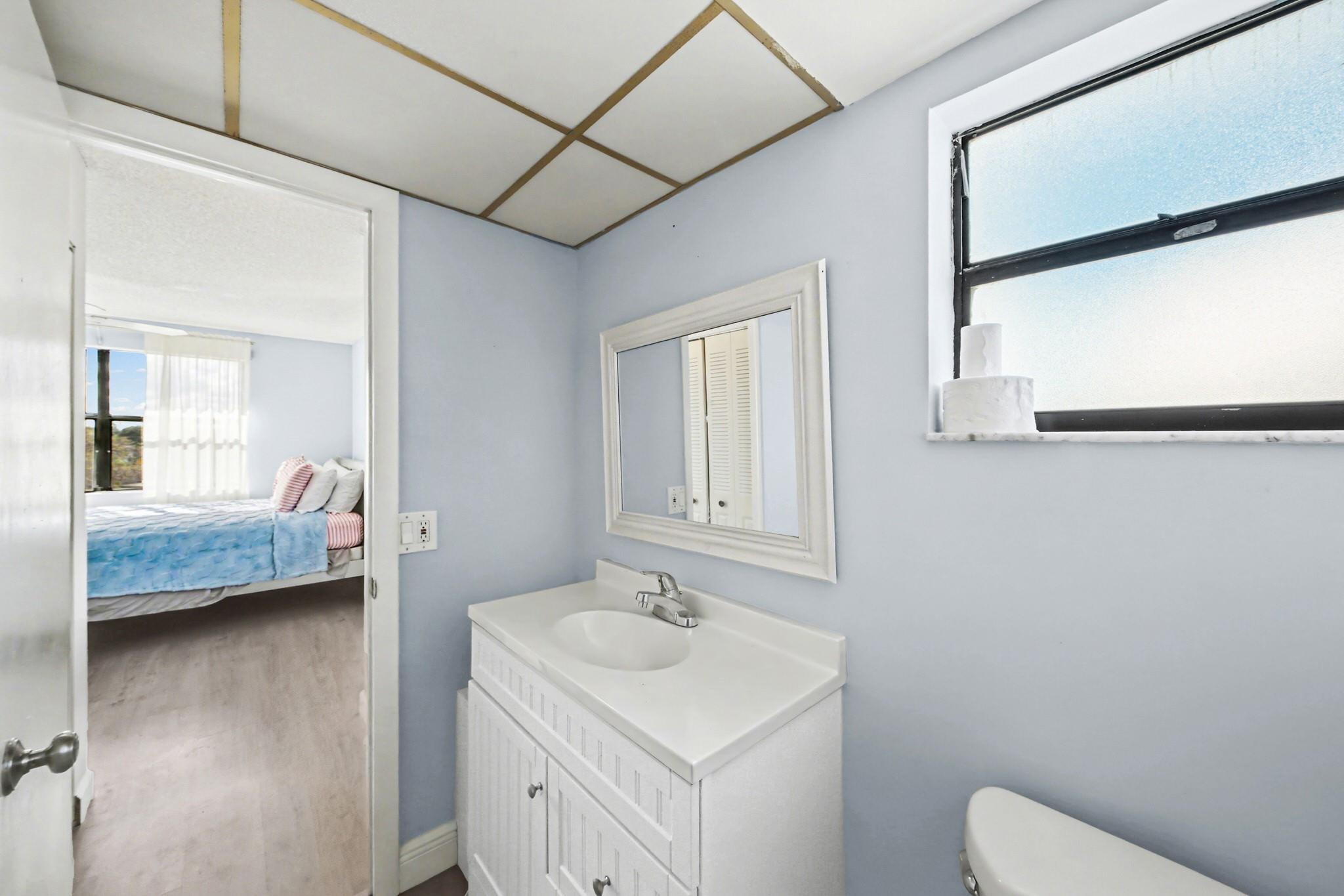SUNRISE LAKES CONDOMINIUM Phase 4 Inc 2 - Residential