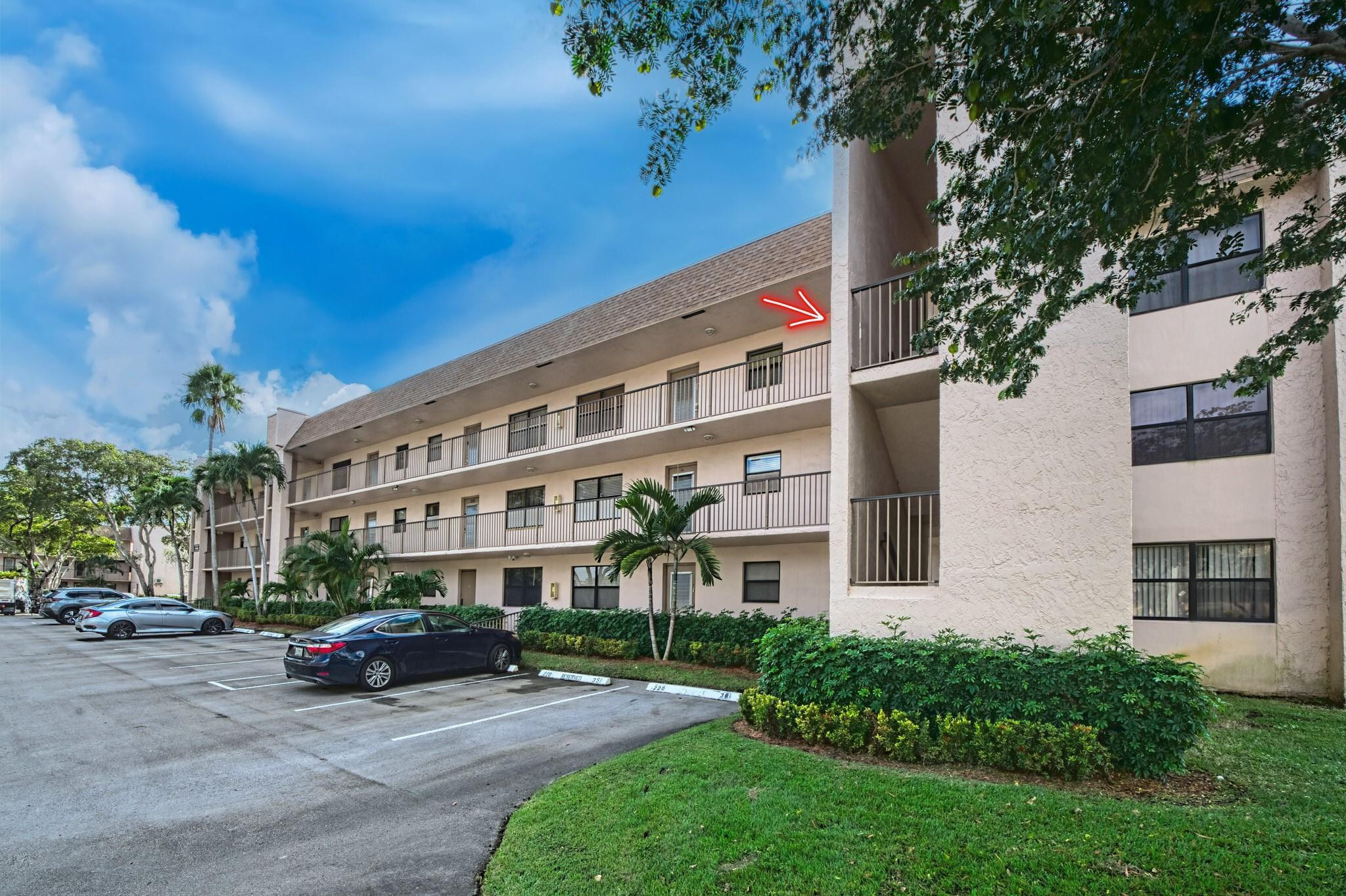 SUNRISE LAKES CONDOMINIUM Phase 4 Inc 2 - Residential