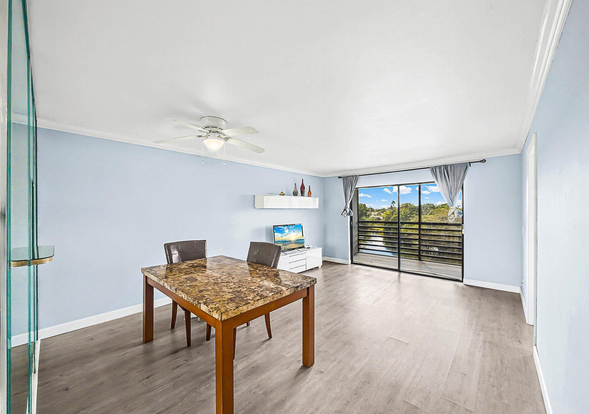 SUNRISE LAKES CONDOMINIUM Phase 4 Inc 2 - Residential