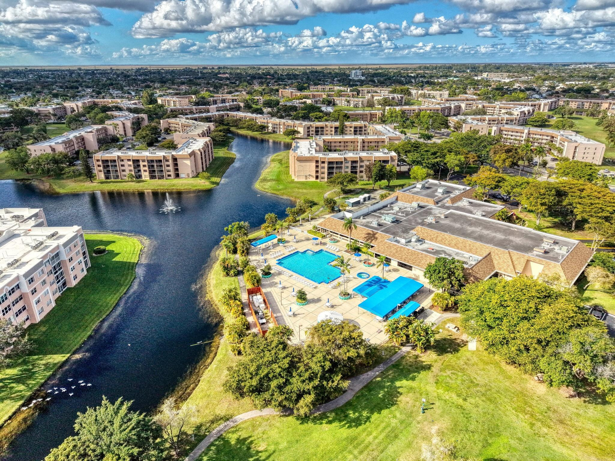 SUNRISE LAKES CONDOMINIUM Phase 4 Inc 2 - Residential
