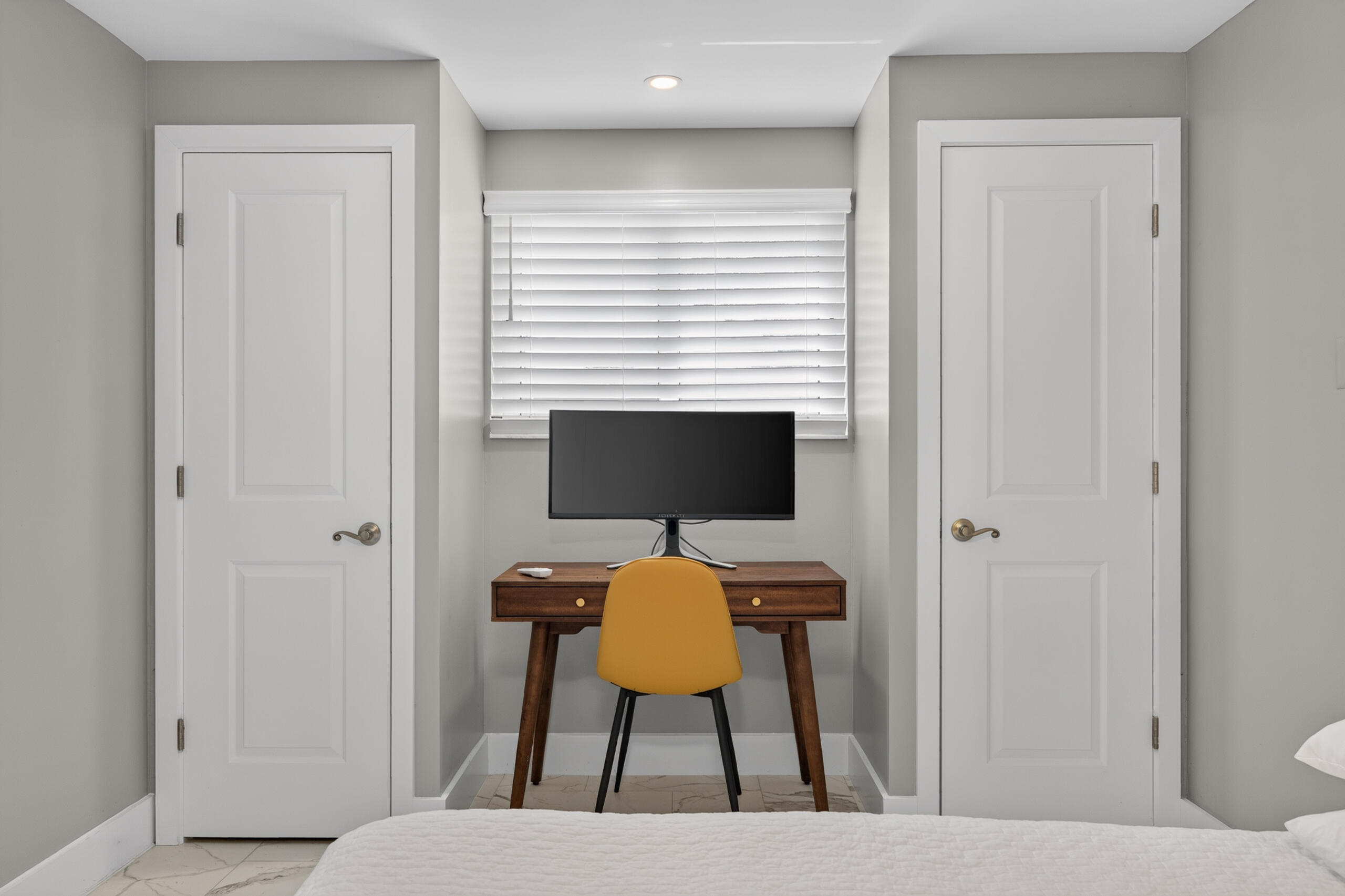 Sun Manors - Residential