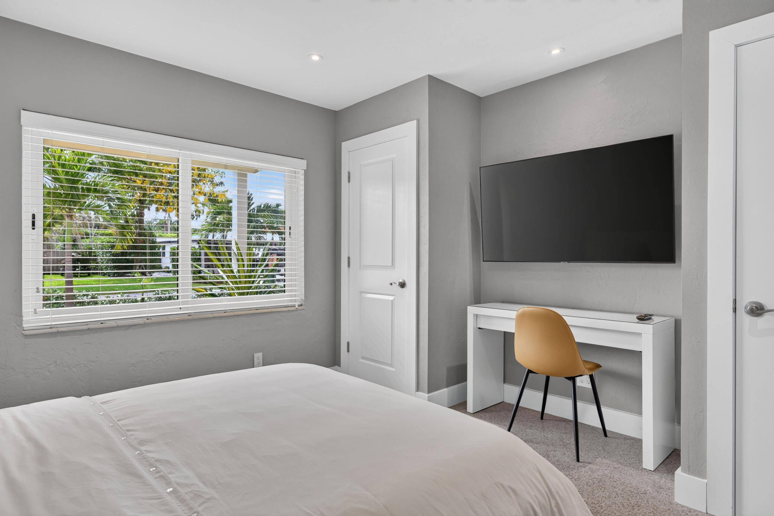Sun Manors - Residential