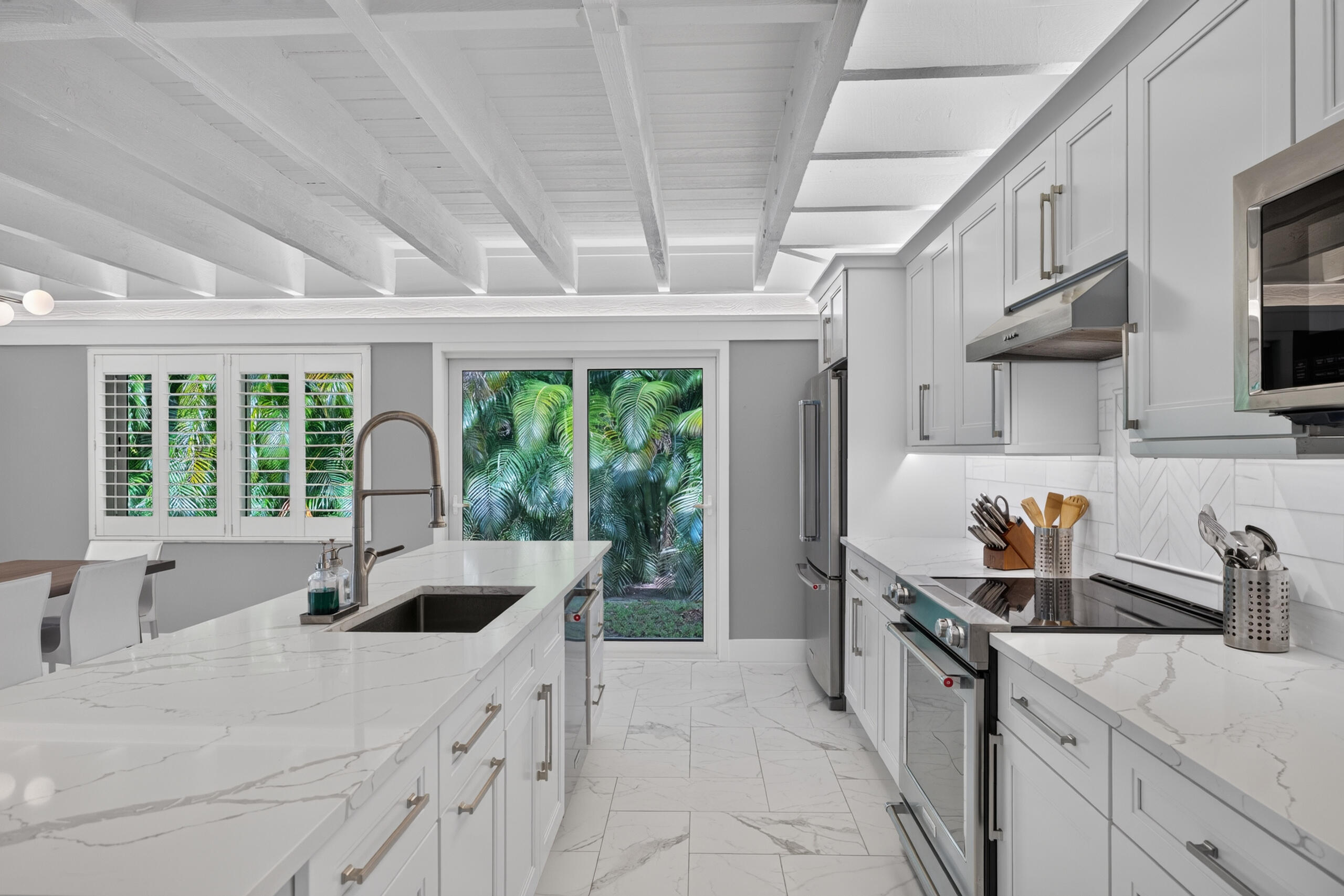 Sun Manors - Residential