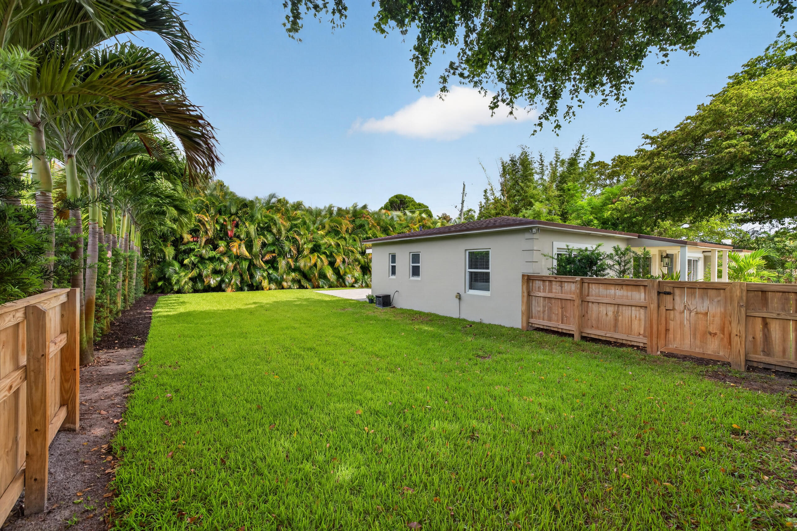 Sun Manors - Residential