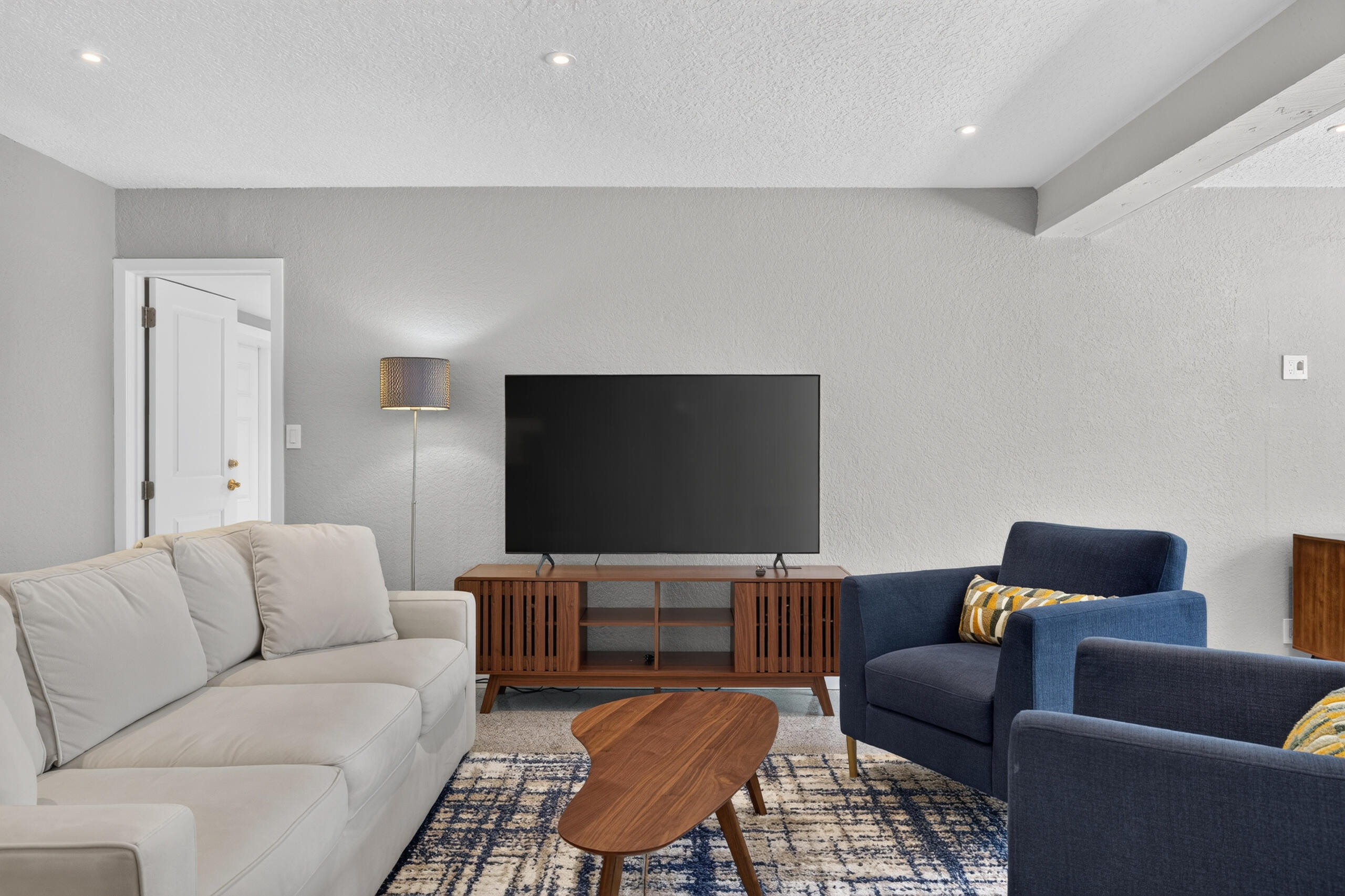 Sun Manors - Residential