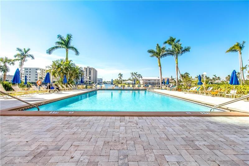Coral Ridge Towers - Residential