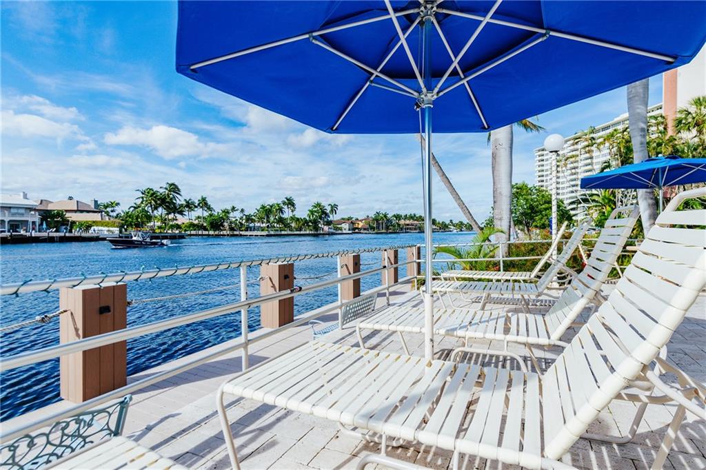 Coral Ridge Towers - Residential